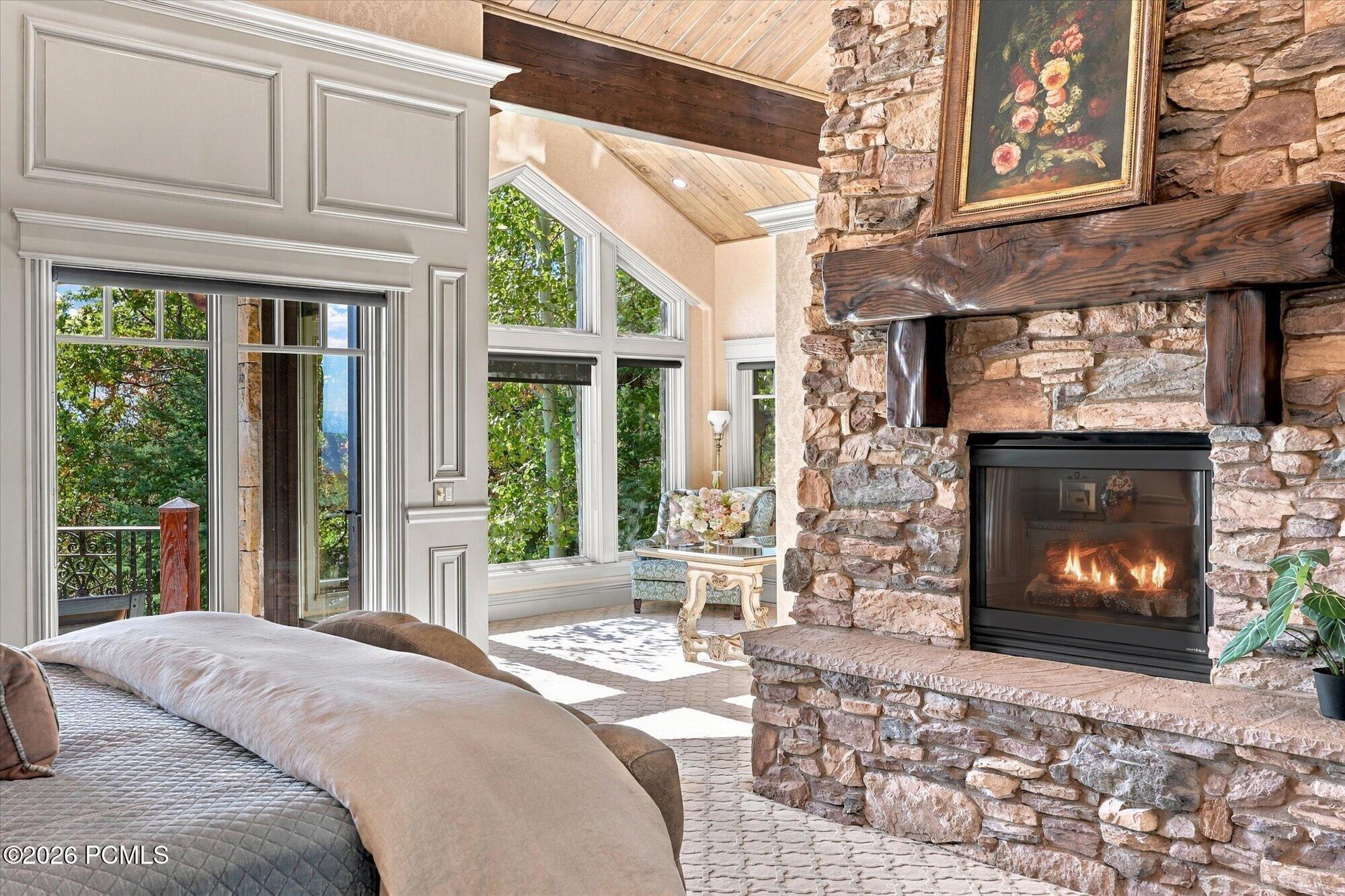 2682 W Deer Hollow Road