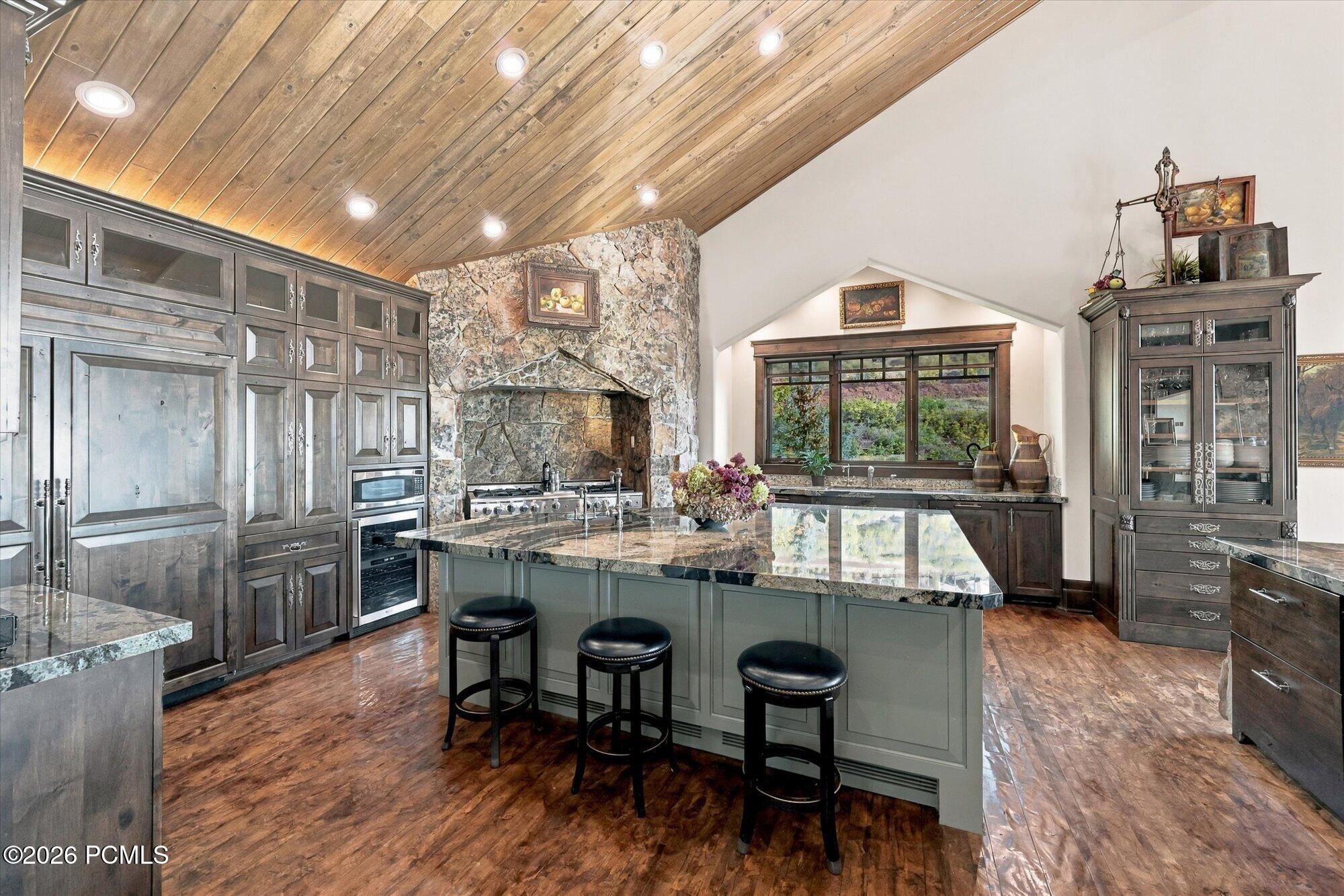 2682 W Deer Hollow Road