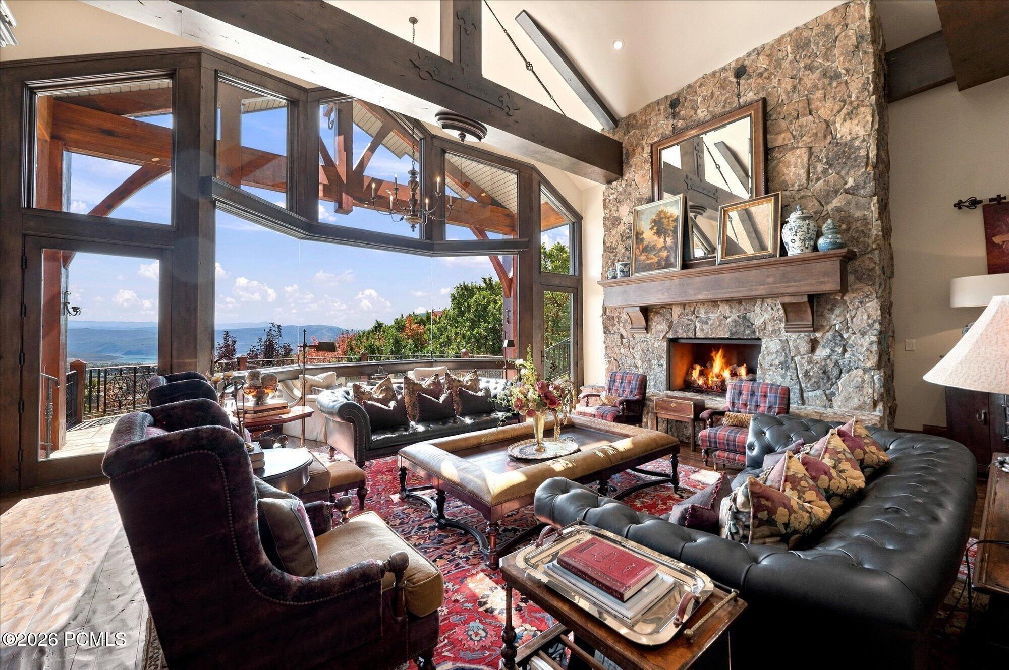 2682 W Deer Hollow Road