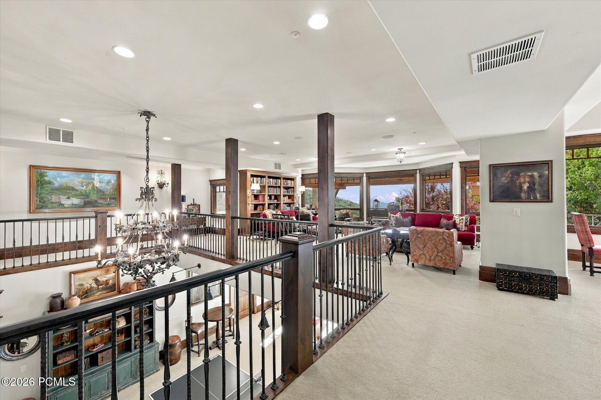 2682 W Deer Hollow Road