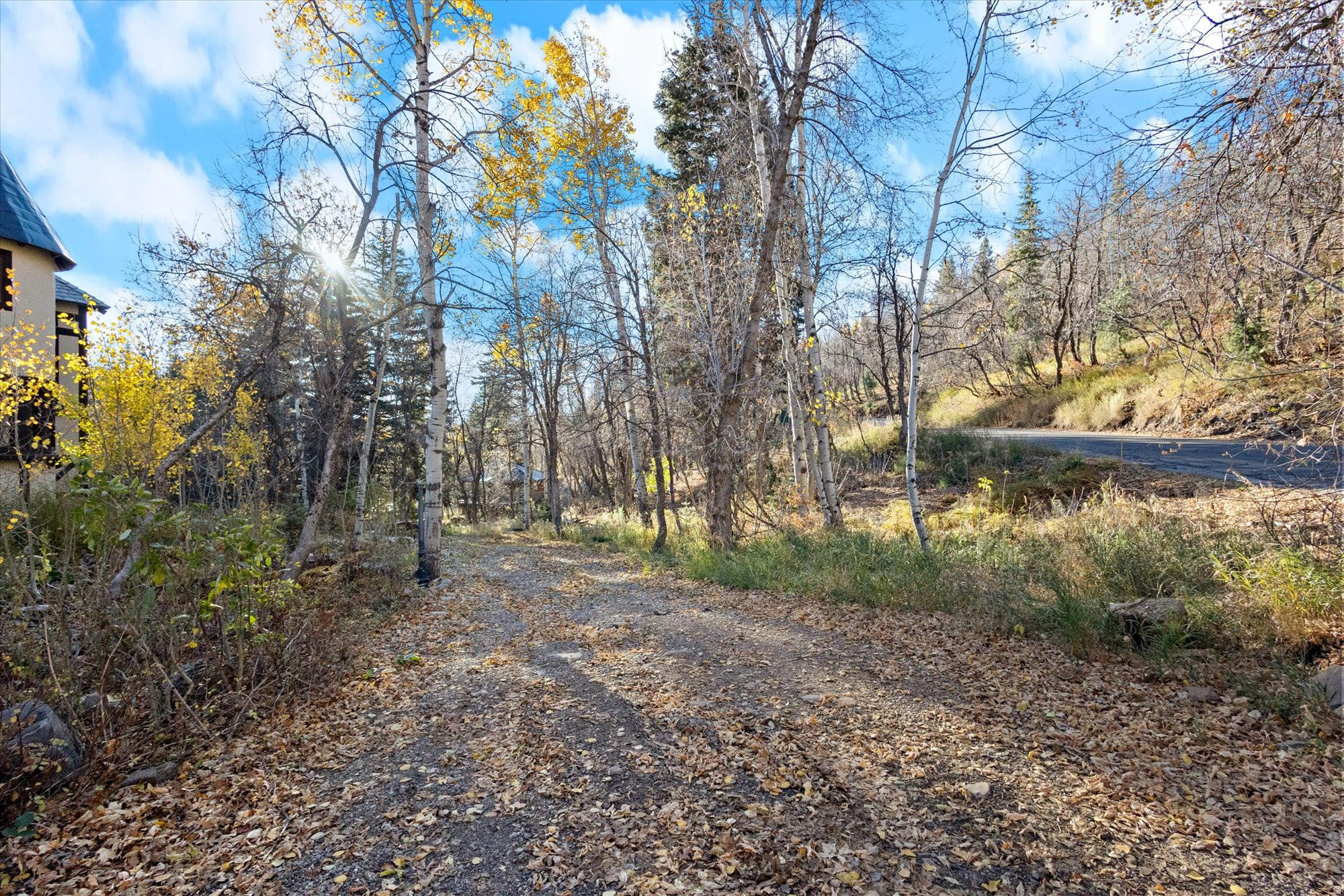 9128 N TIMPHAVEN RD Unit: 15