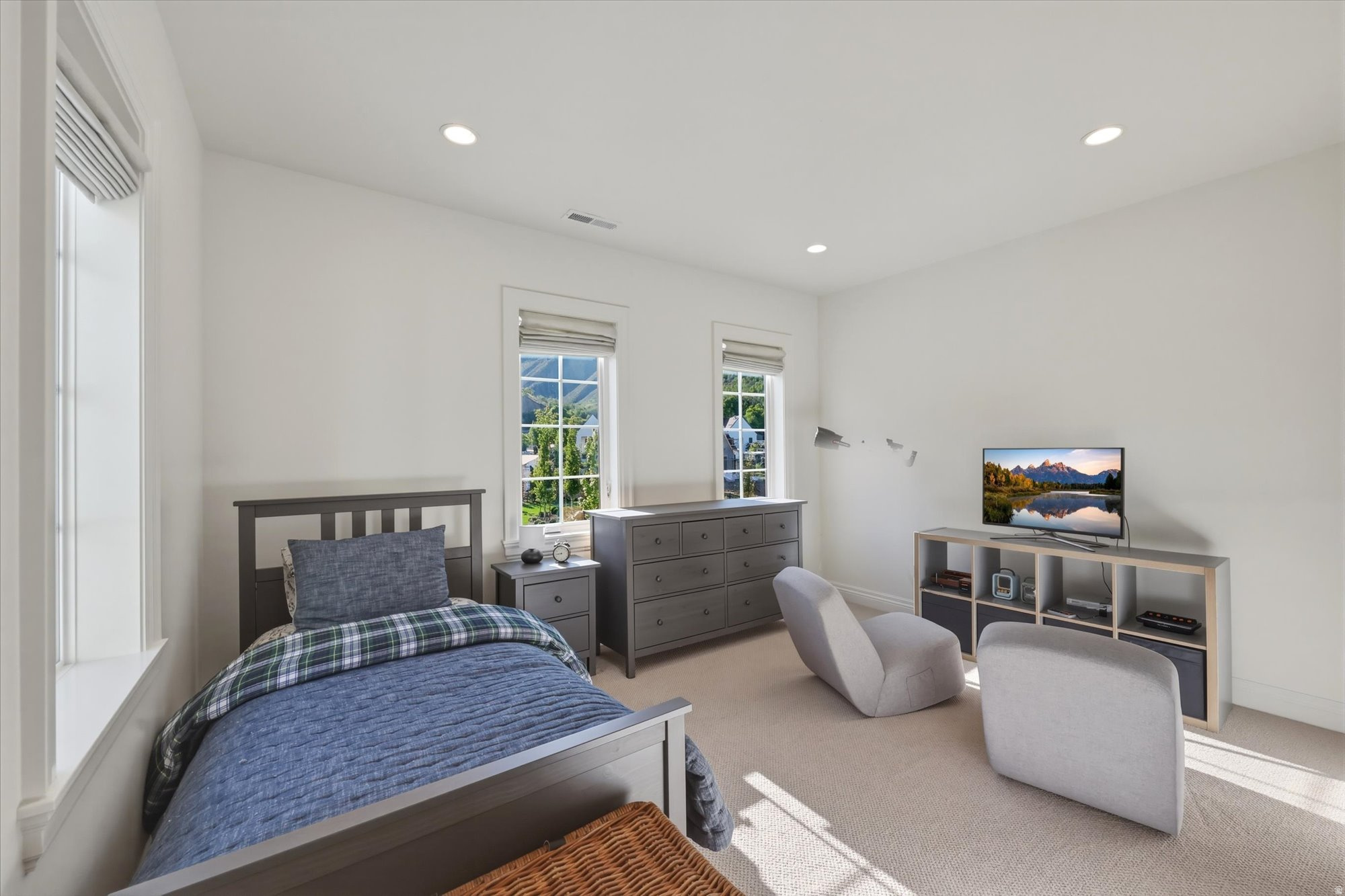378 N CLEGG CANYON DR