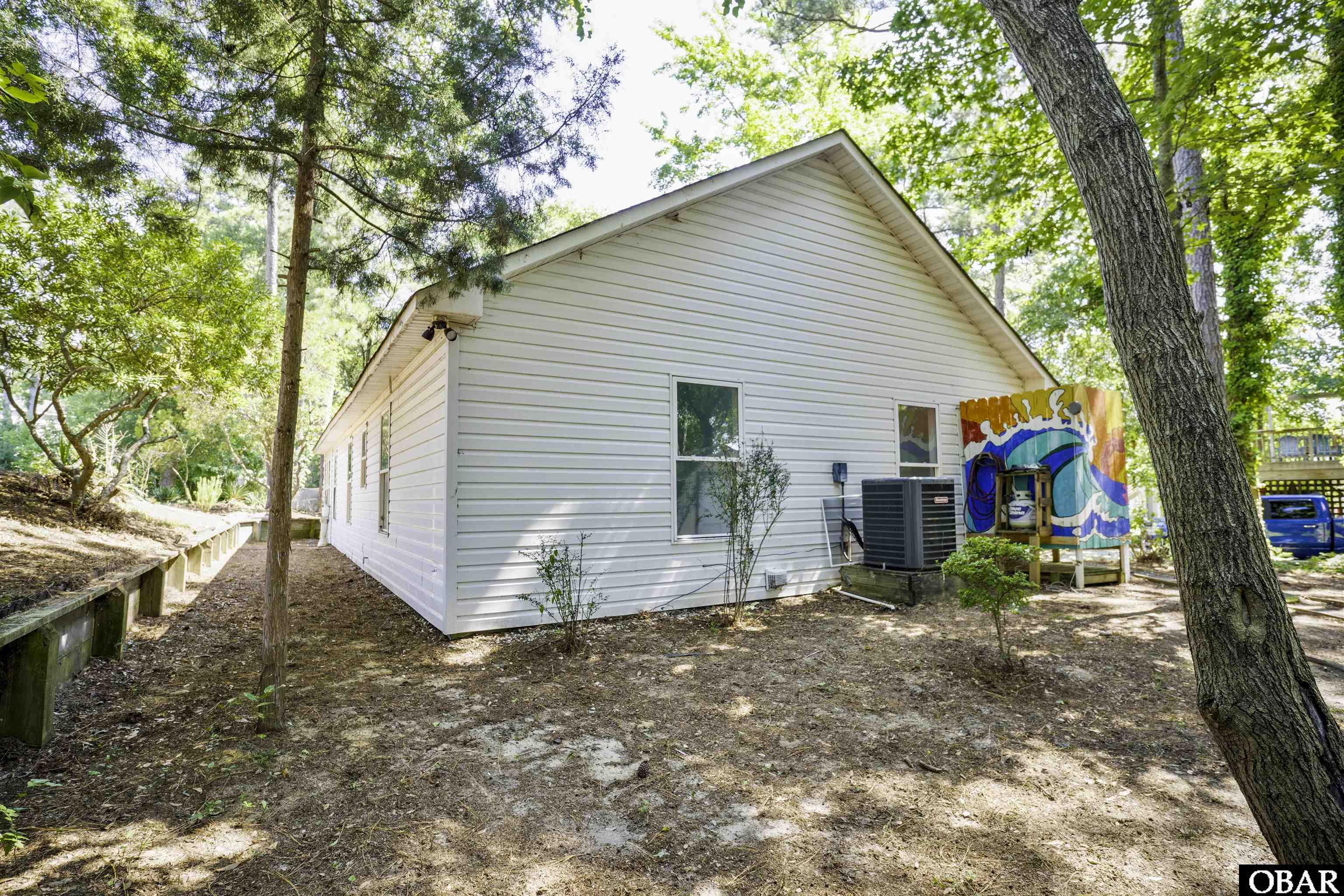 204 Sir Richard East lot 53
