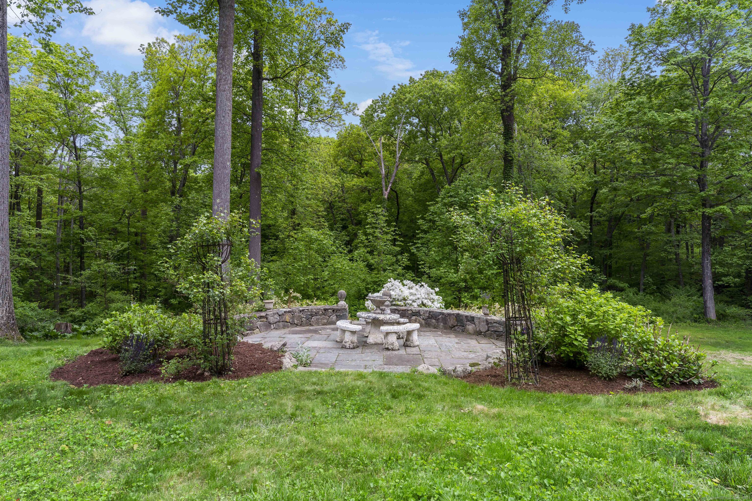 206 Good Hill Road