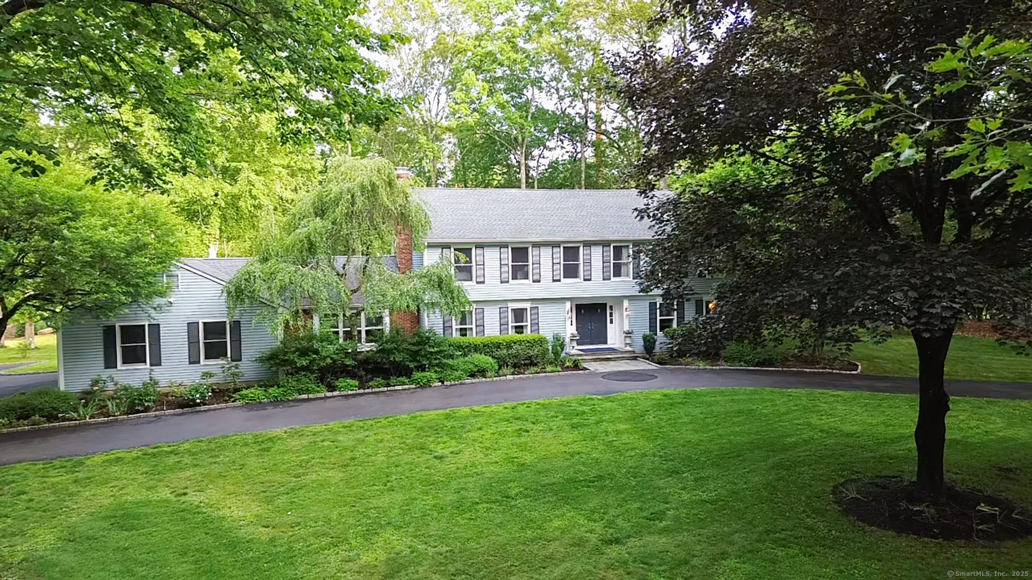 11 Tall Pines Drive