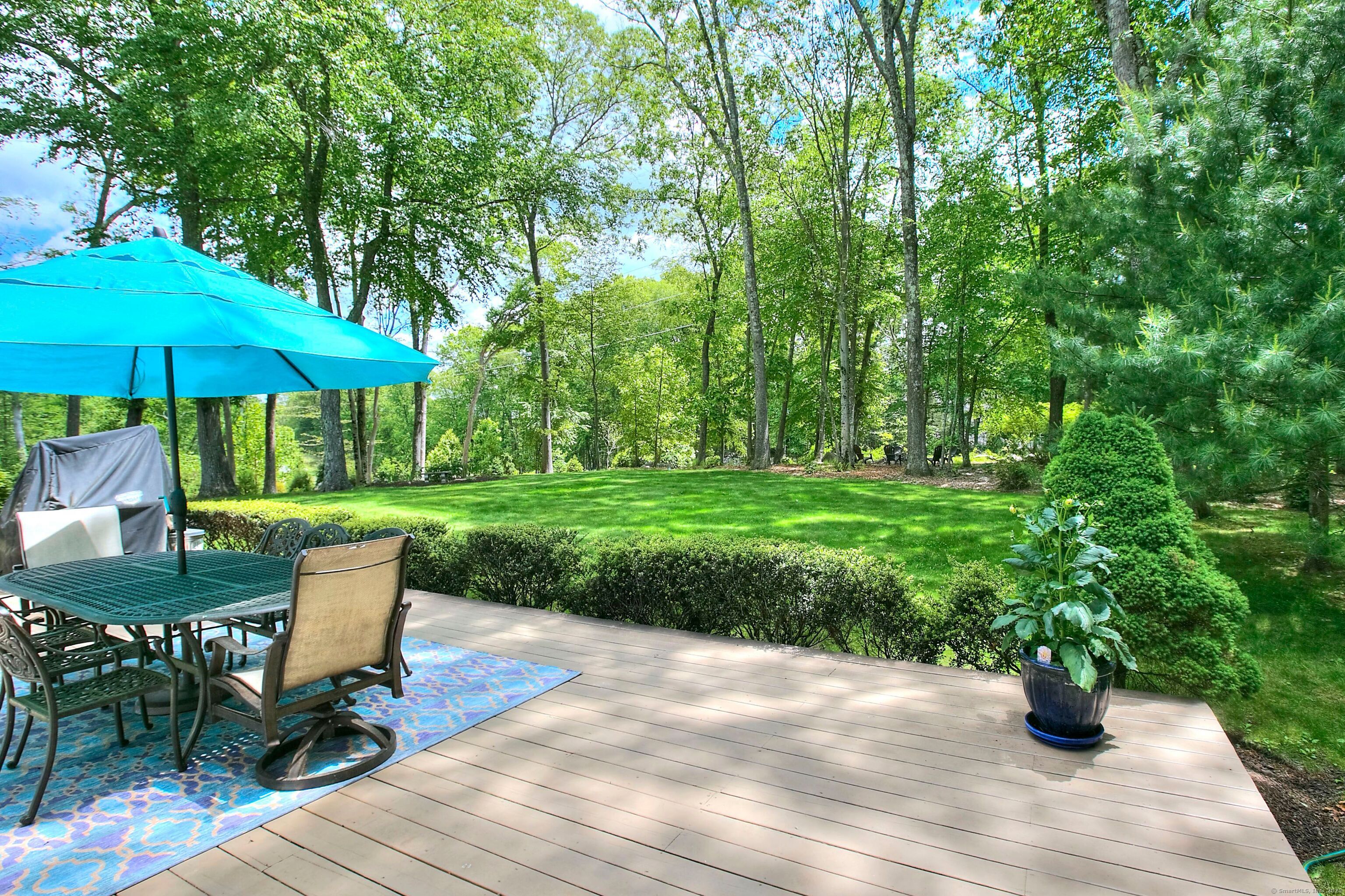 11 Tall Pines Drive