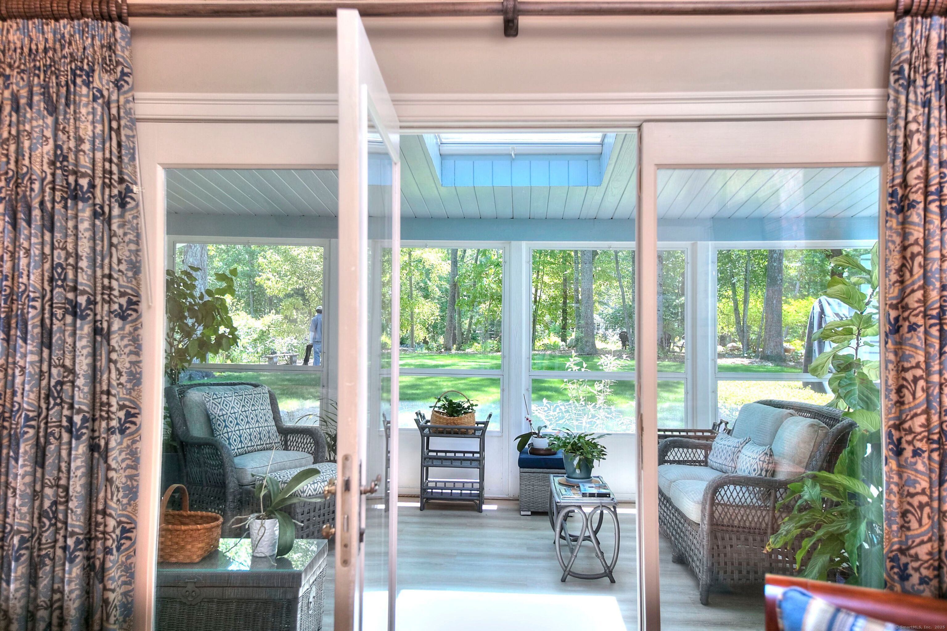 11 Tall Pines Drive