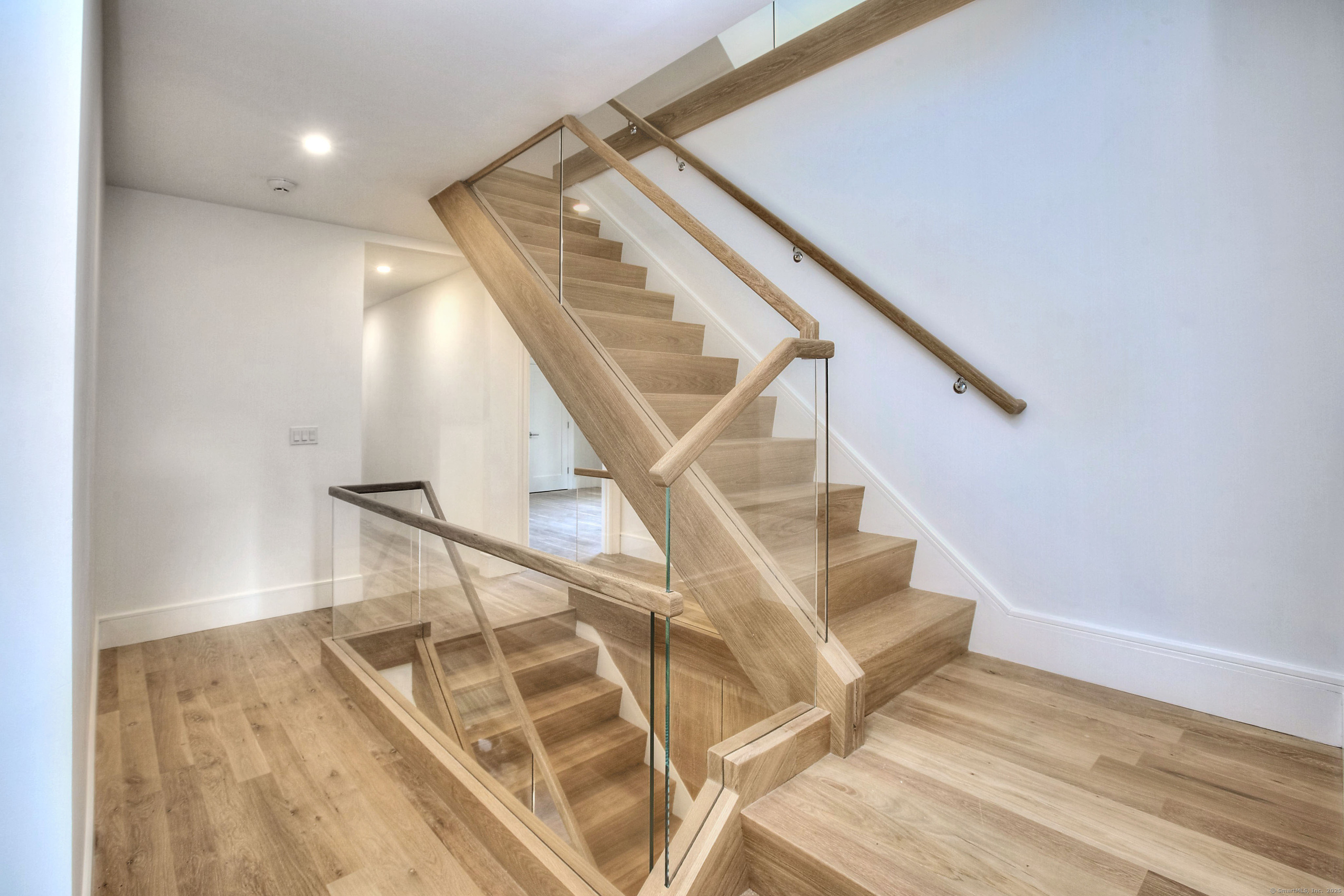 3 Hickory Hill Road