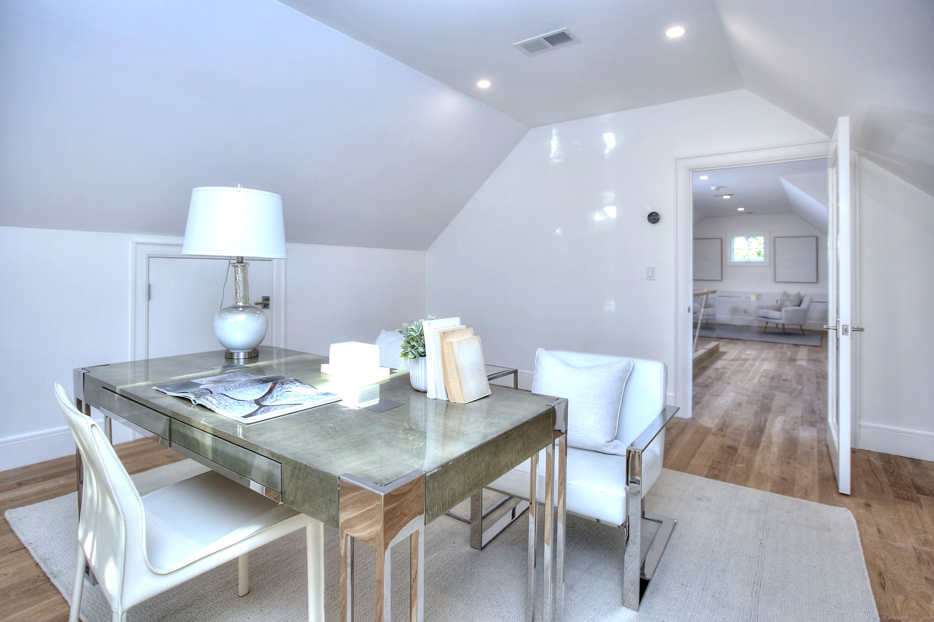 3 Hickory Hill Road