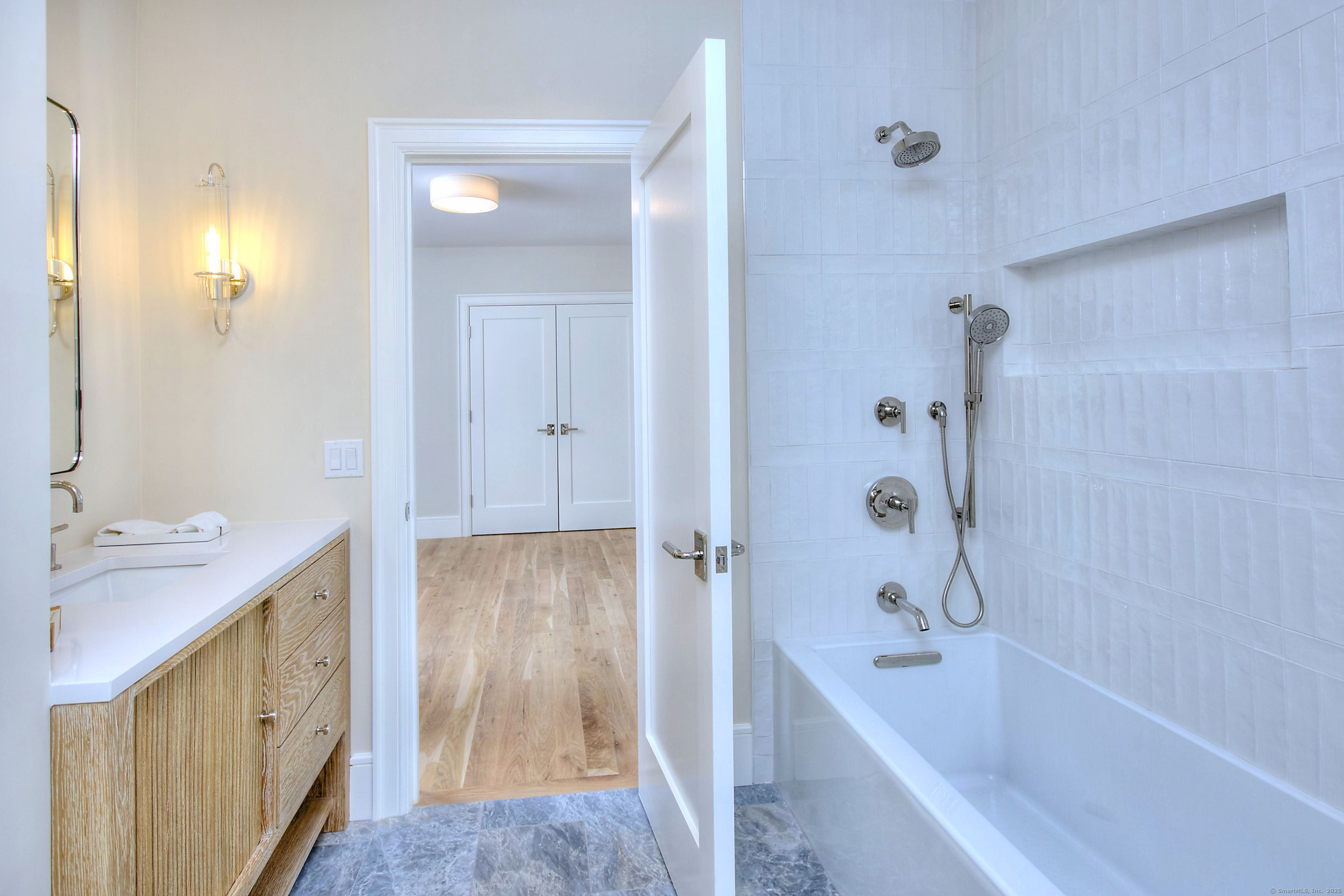 3 Hickory Hill Road
