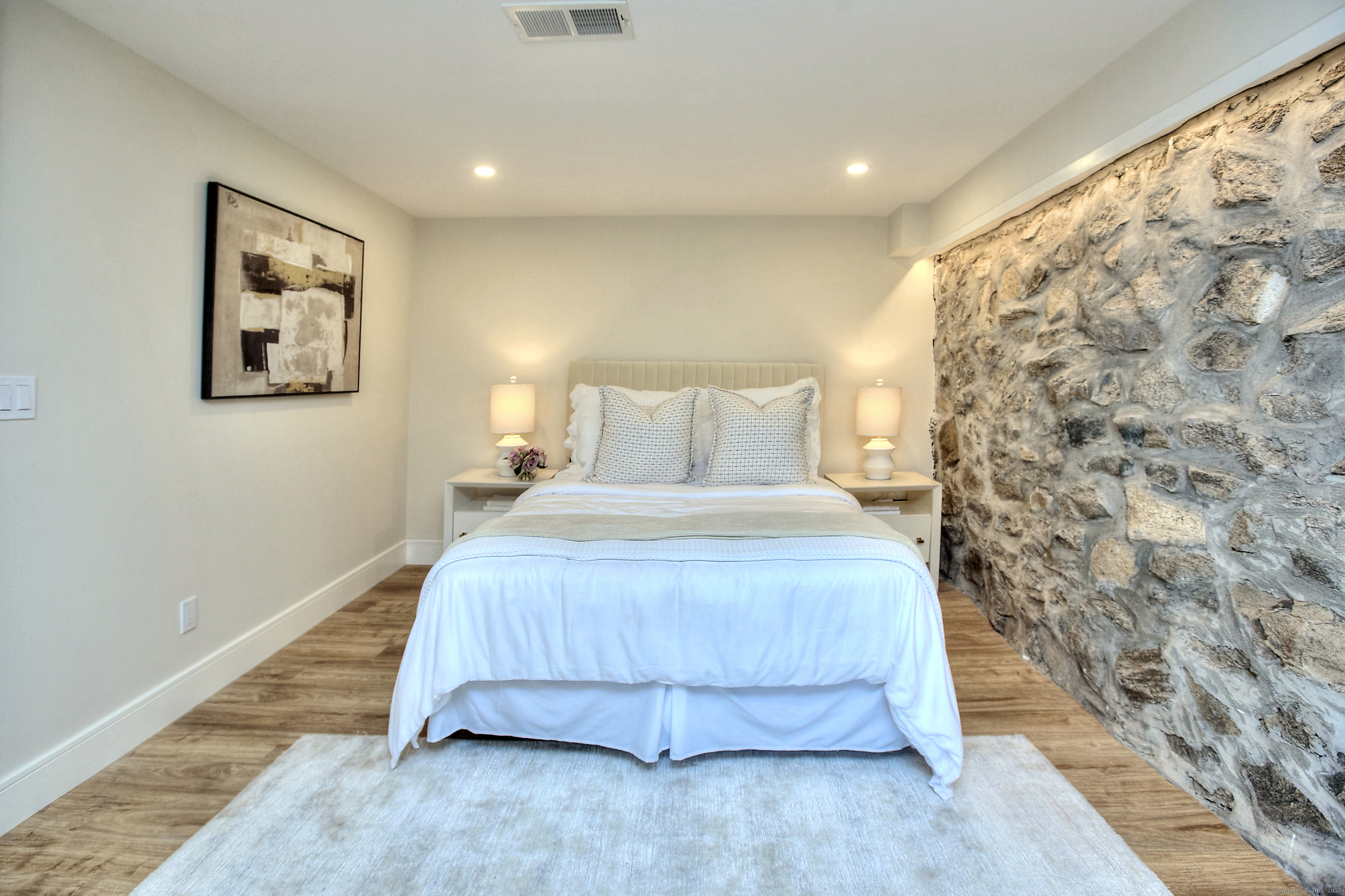 3 Hickory Hill Road
