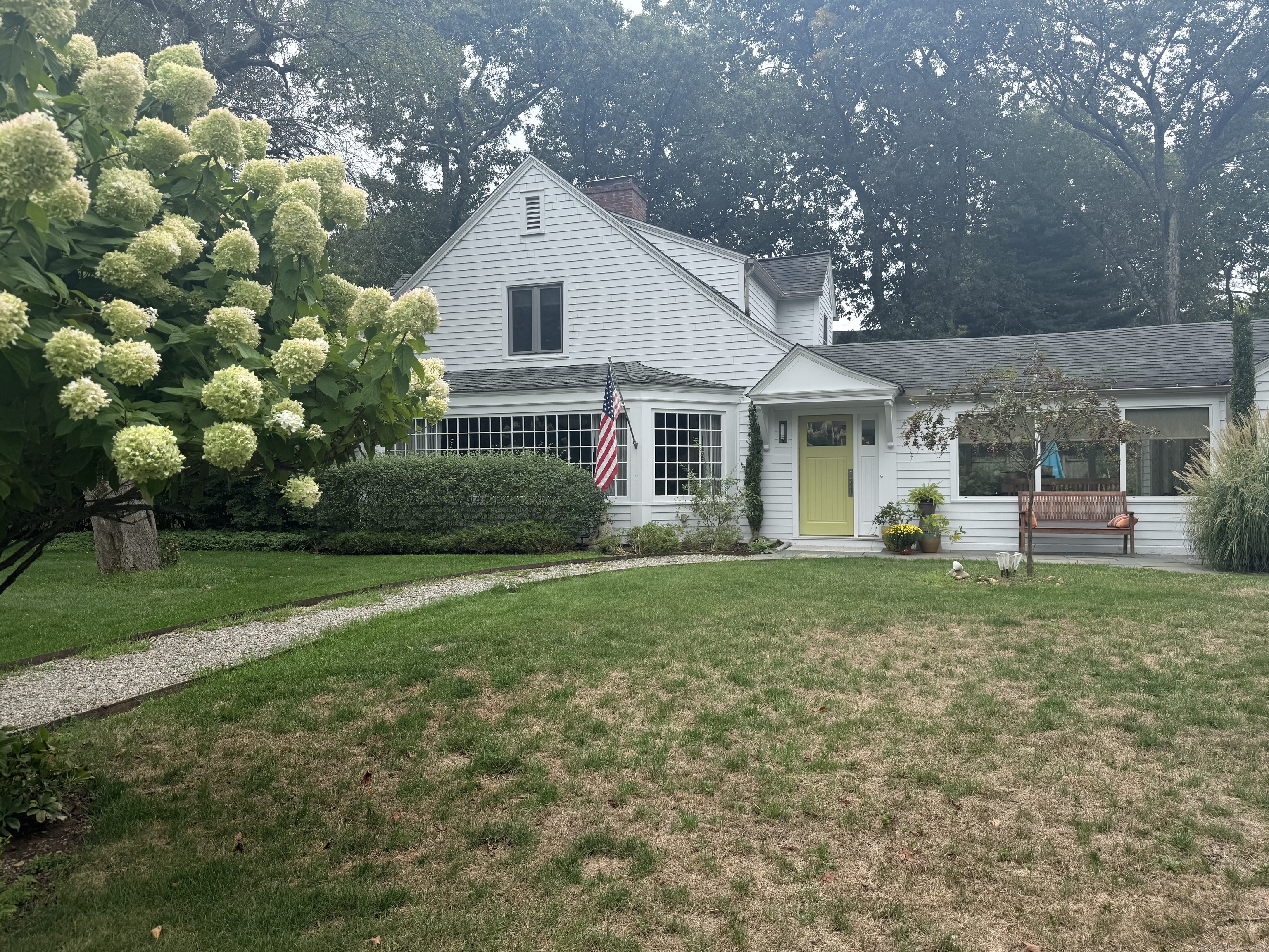 5 Maple Grove Avenue