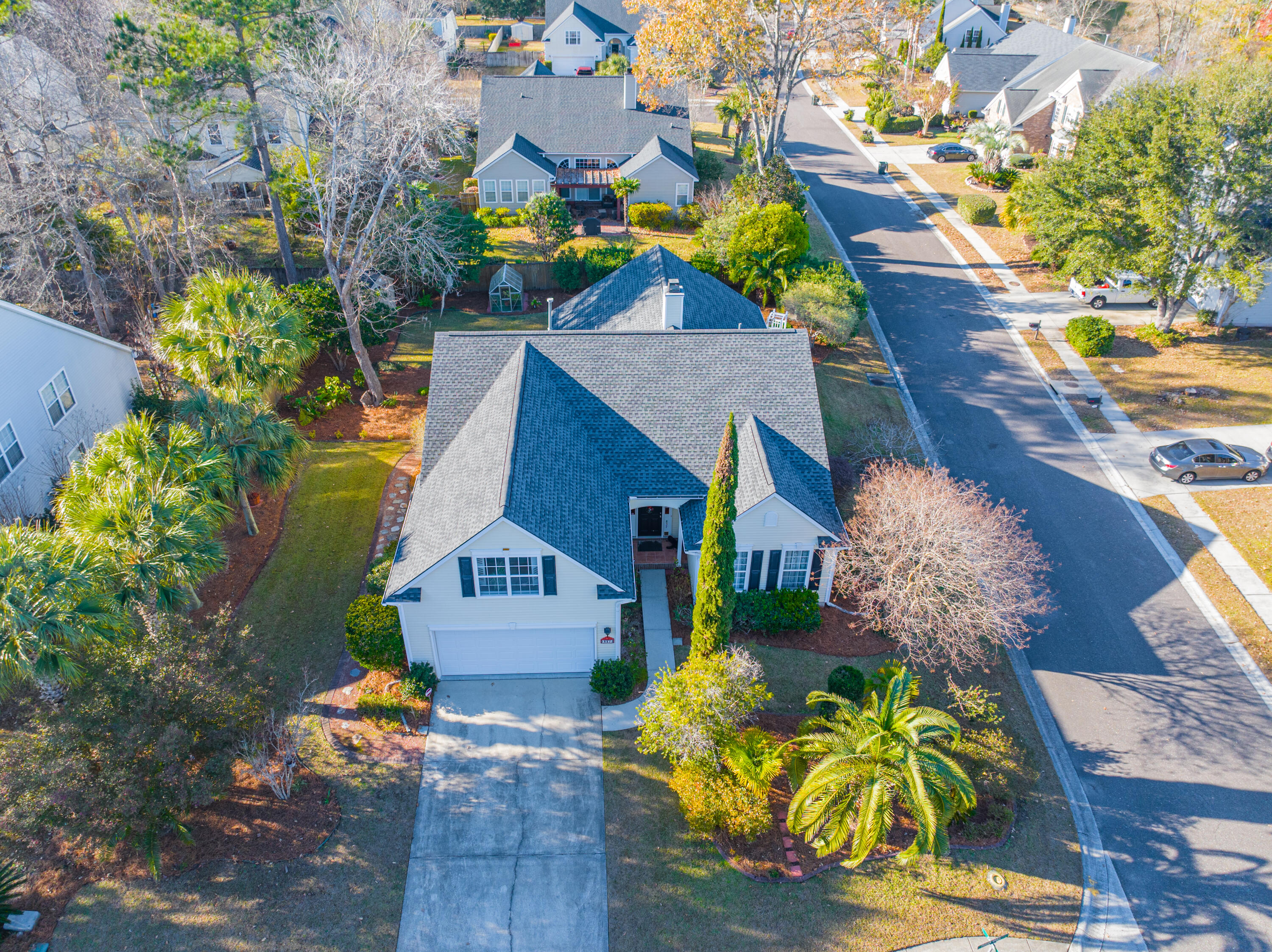 837 Paran Oaks Drive