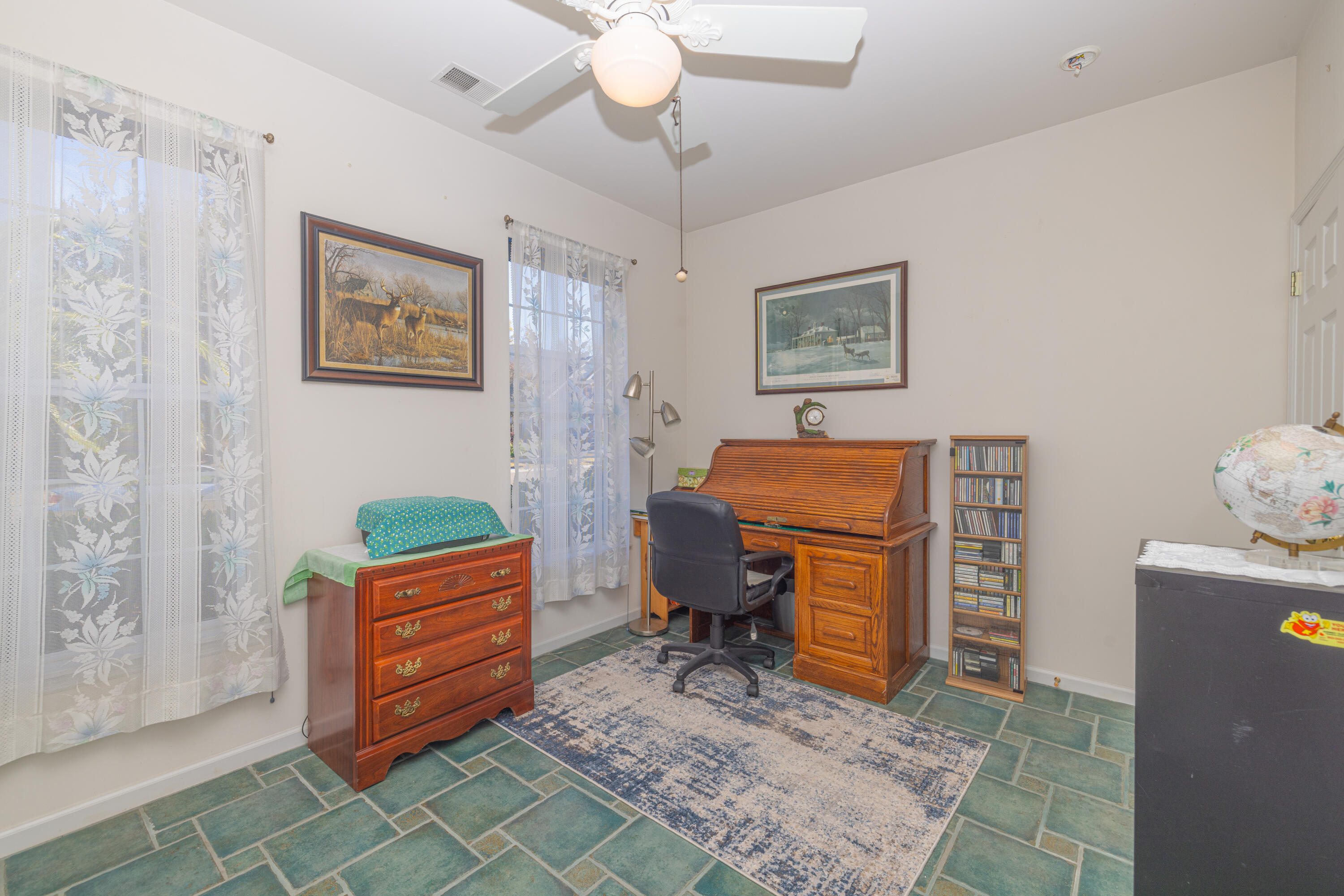 837 Paran Oaks Drive