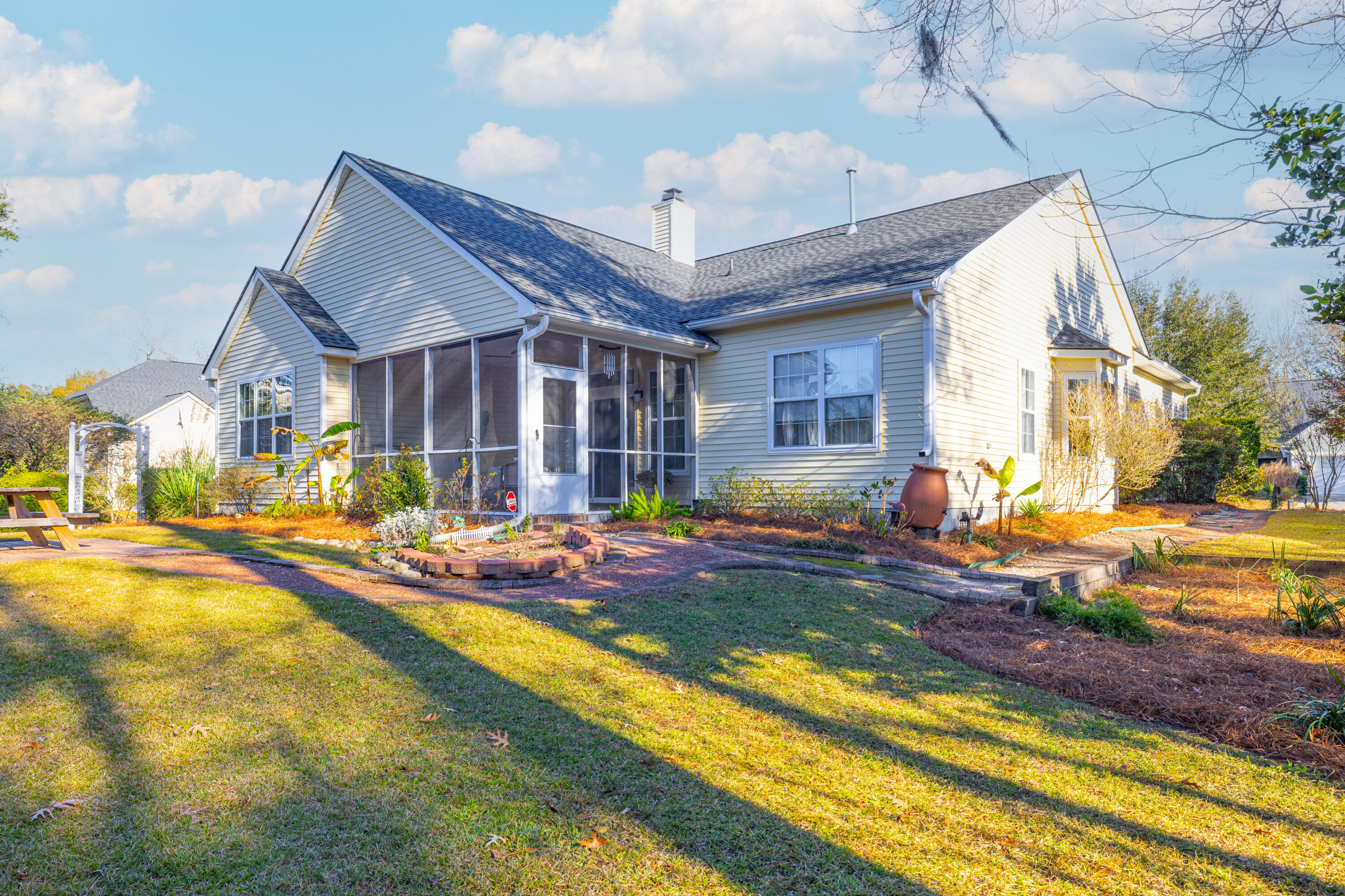 837 Paran Oaks Drive