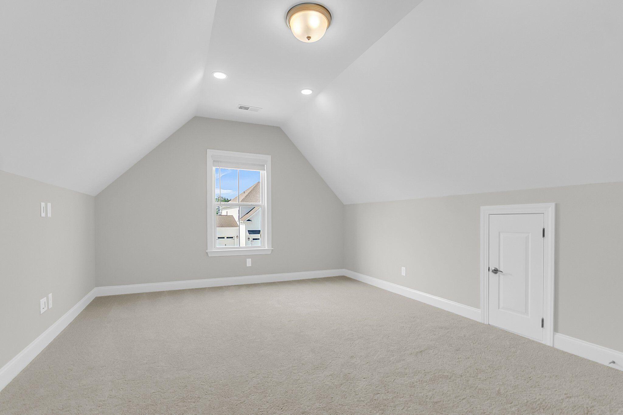369 Wappoo Trace Lane