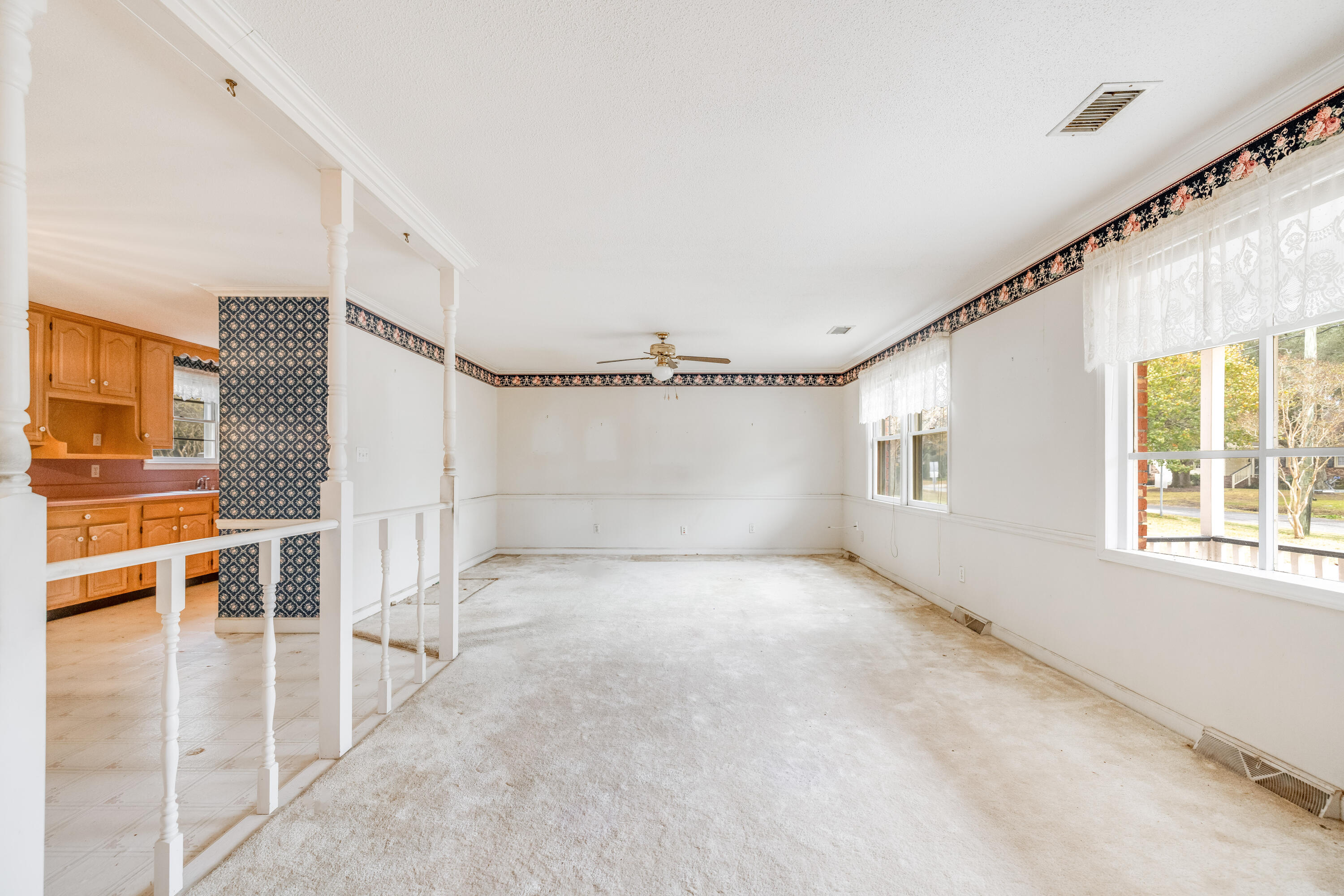 648 Schooner Road