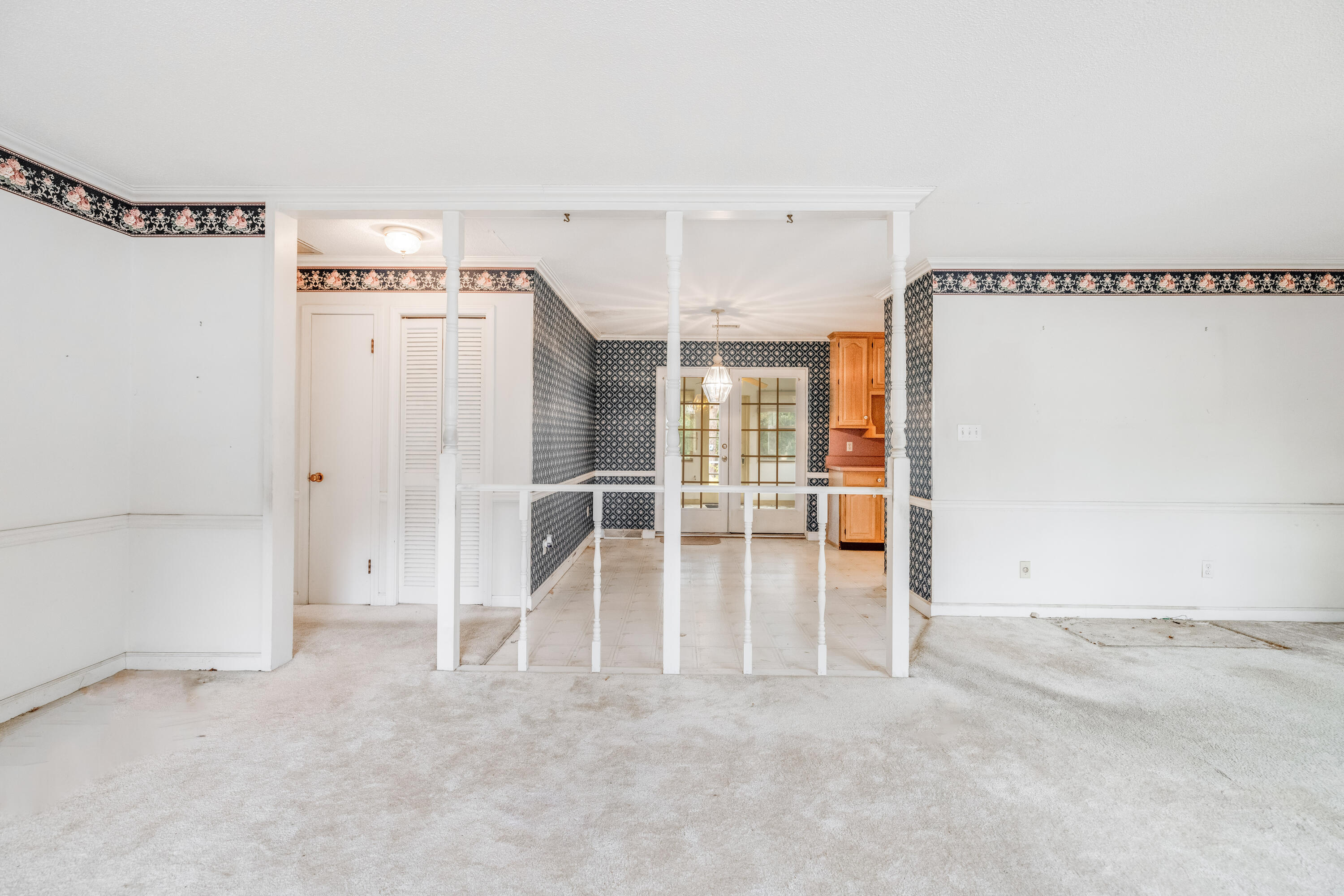 648 Schooner Road