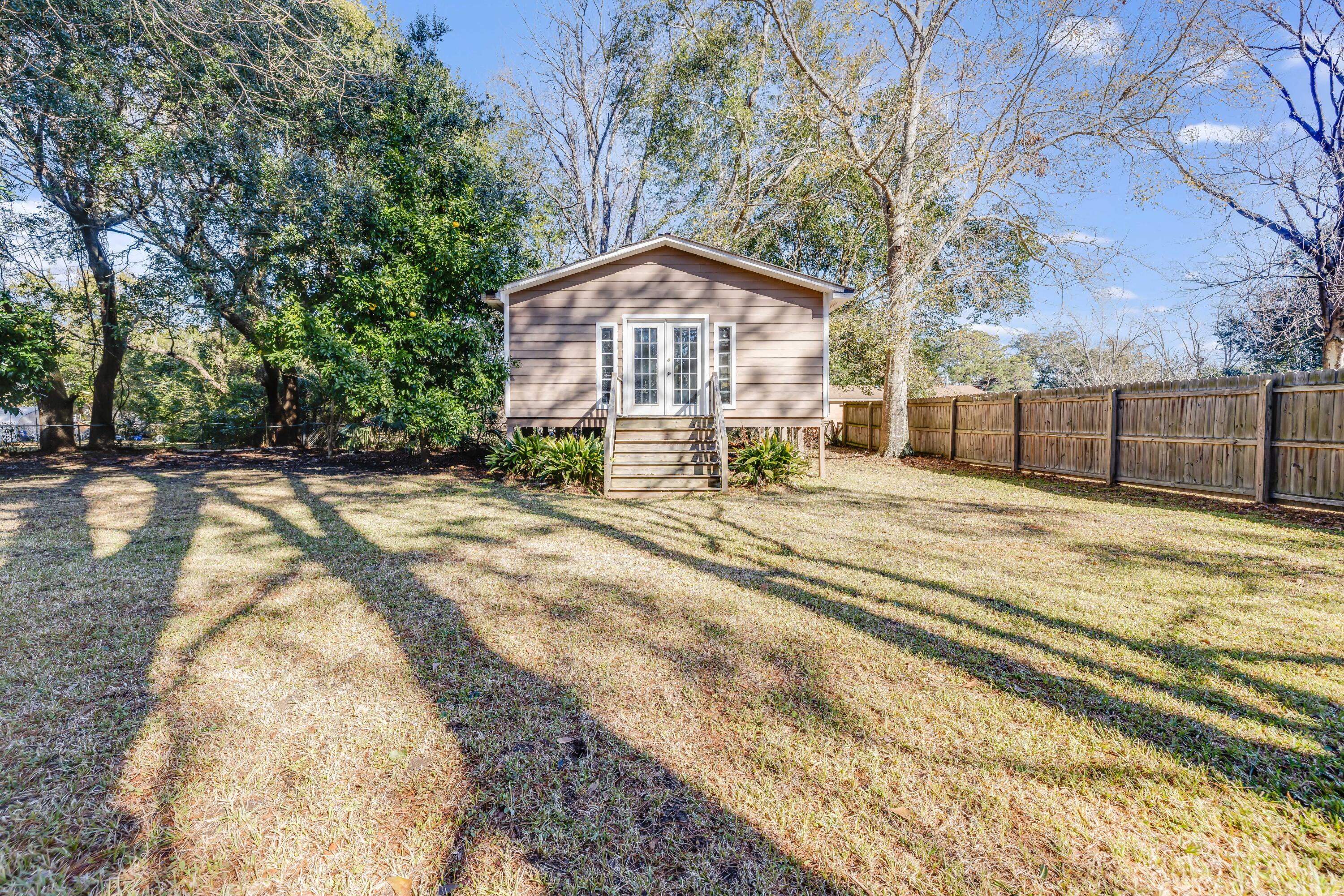 740 Windward Road