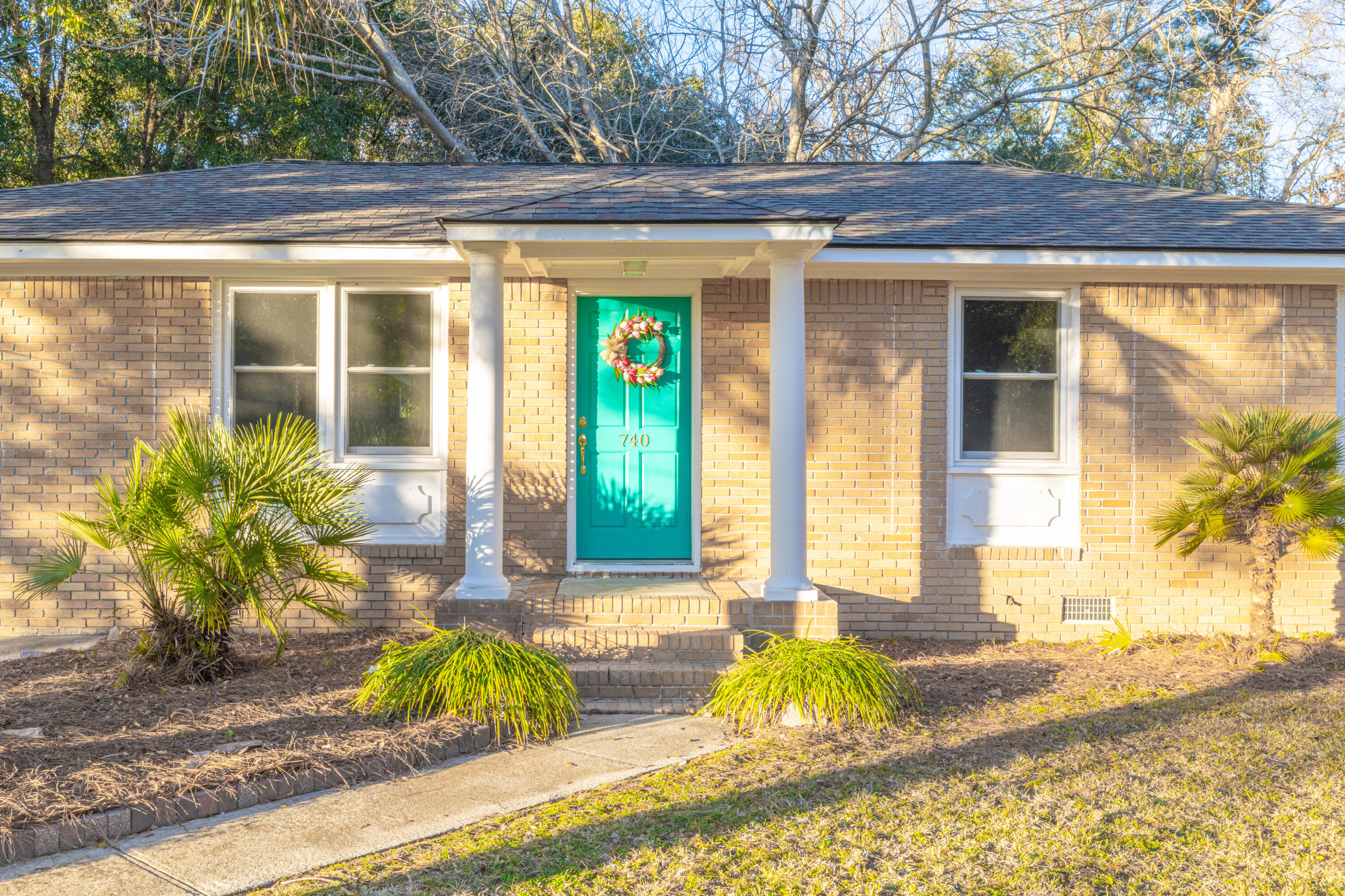 740 Windward Road