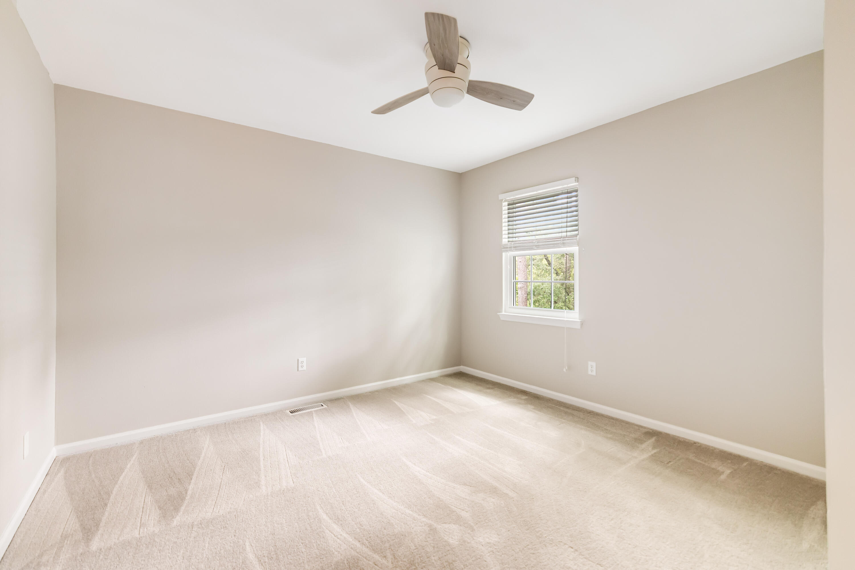 2621 Sun Beam Way