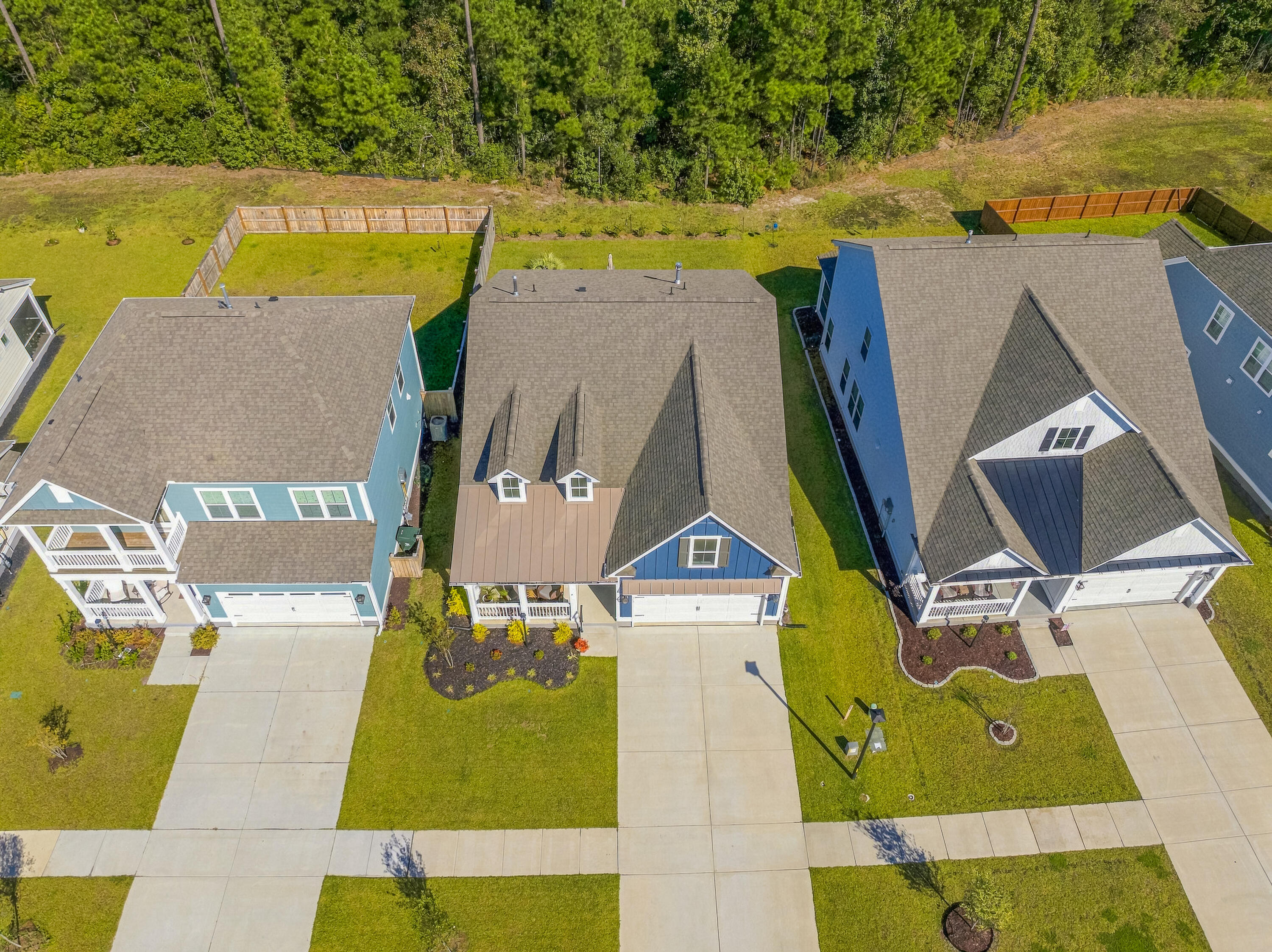 369 Wappoo Trace Lane