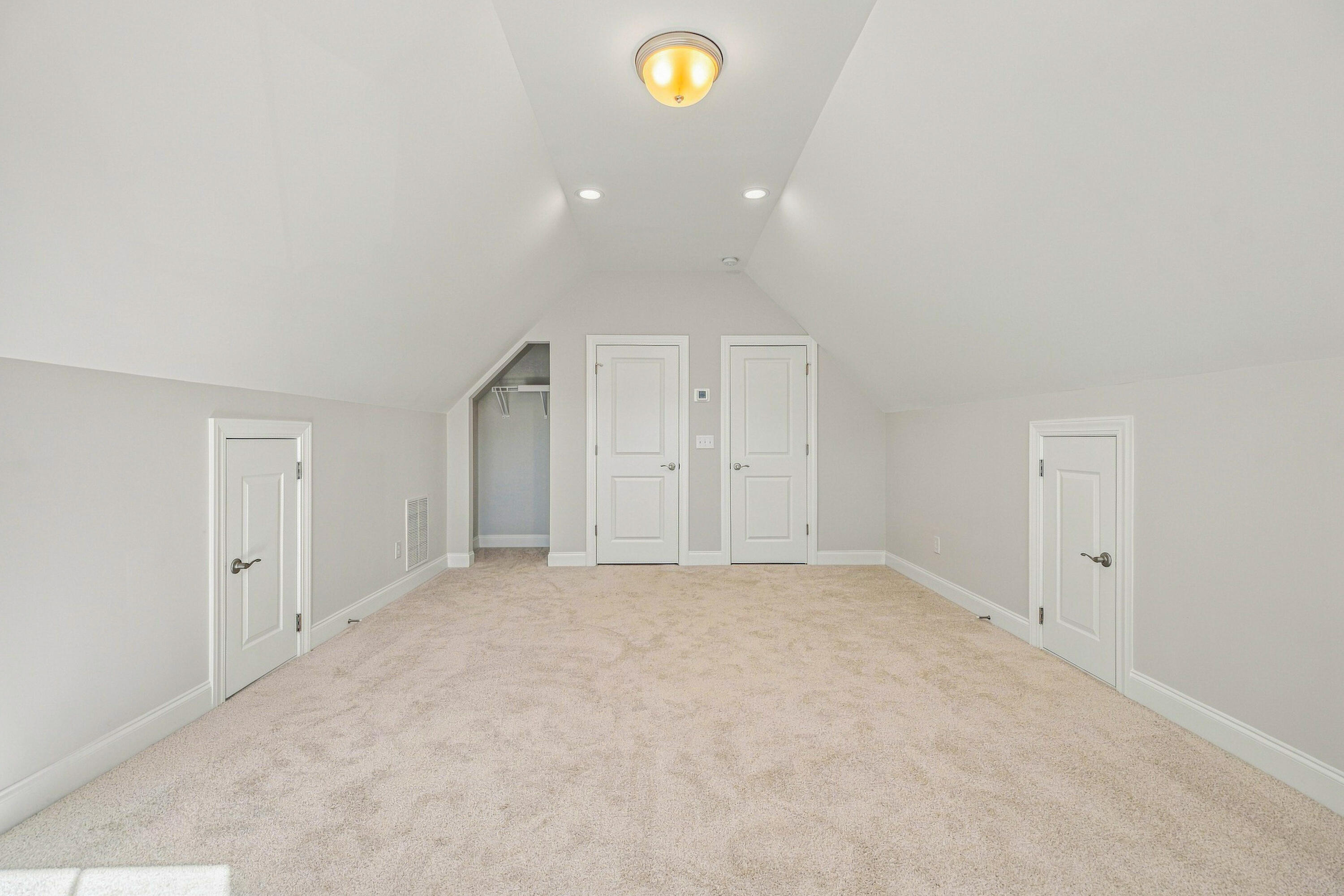 369 Wappoo Trace Lane