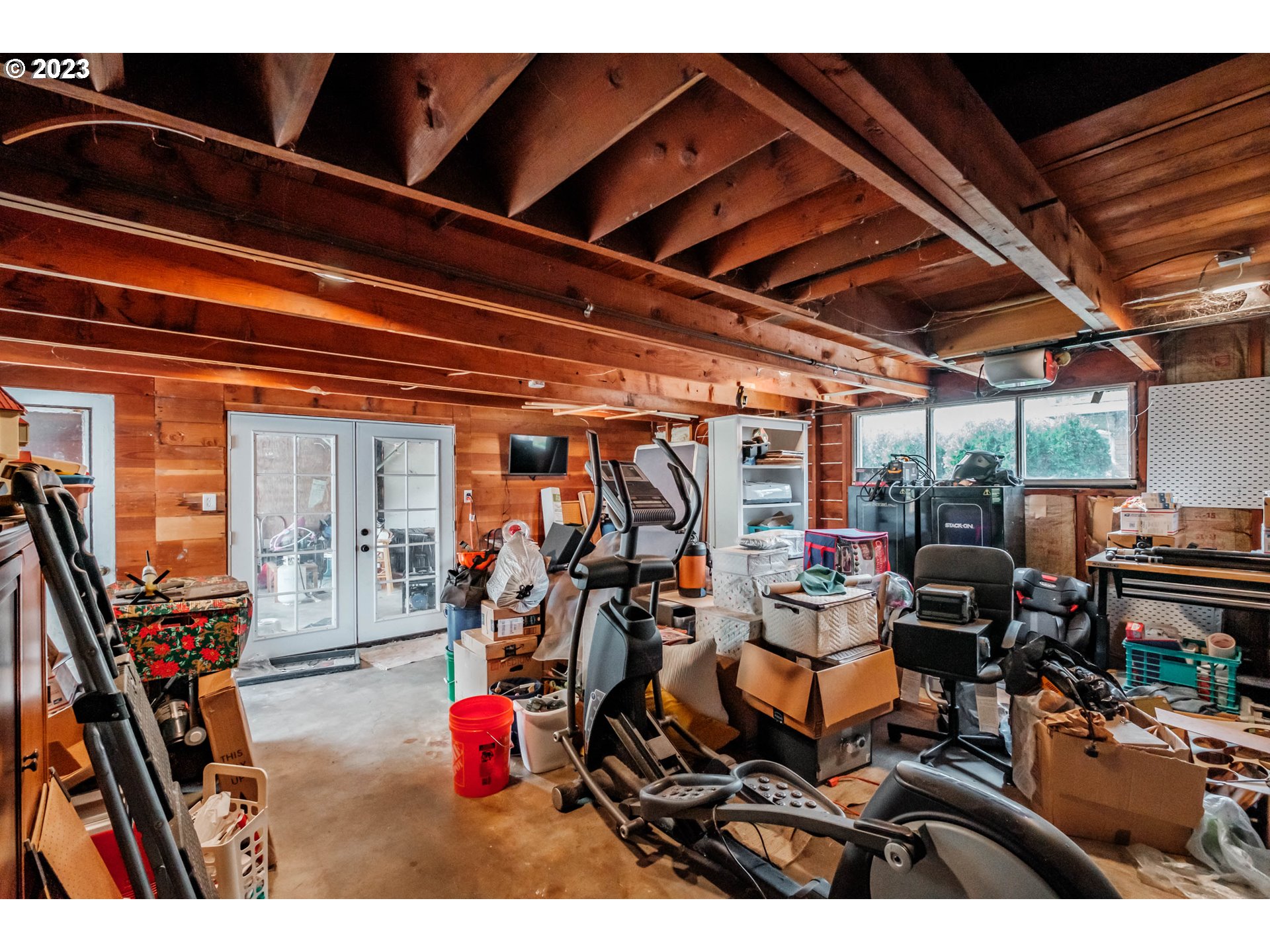705 WAGON WHEEL DR