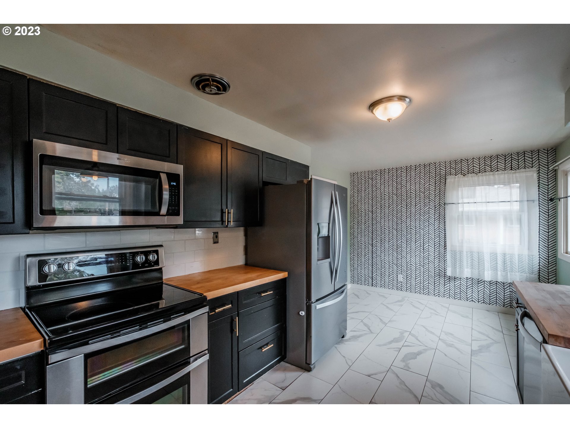 705 WAGON WHEEL DR