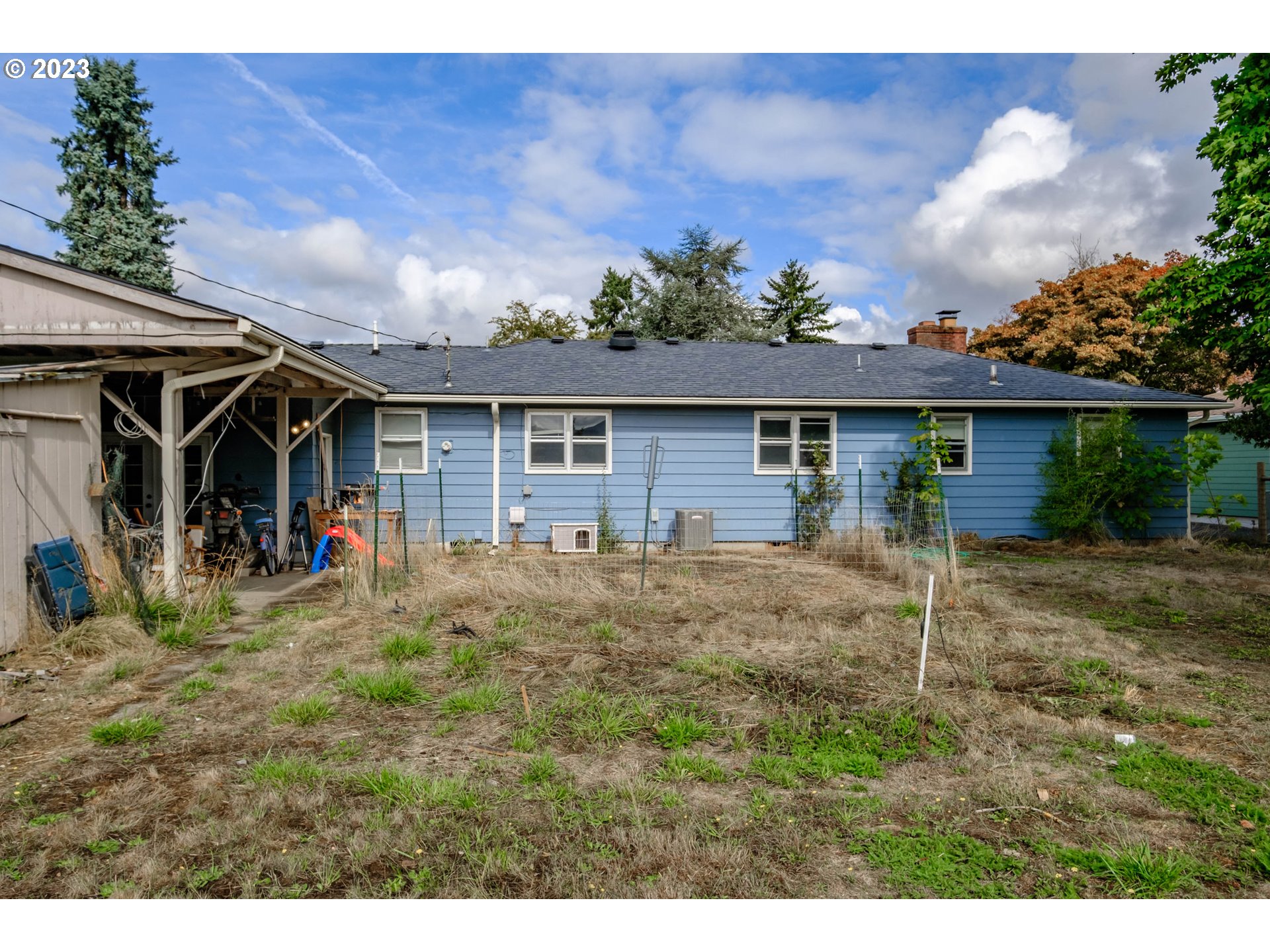 705 WAGON WHEEL DR