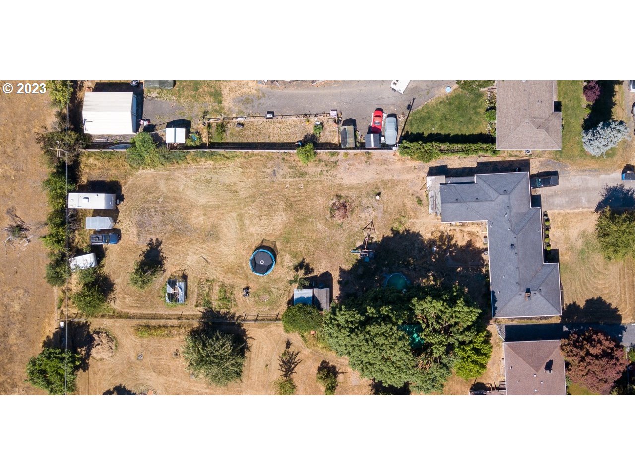 705 WAGON WHEEL DR