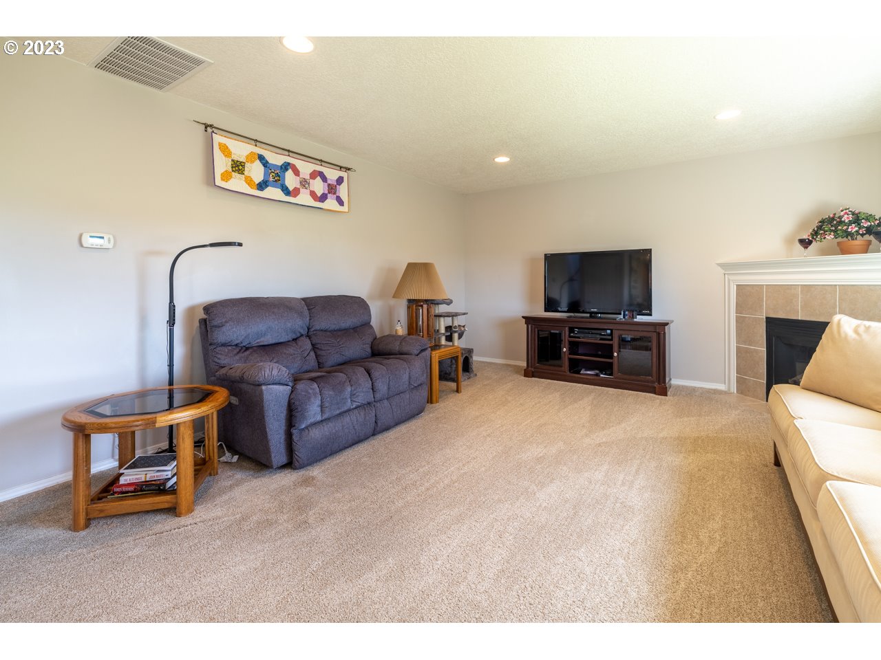 648 ALDER CT
