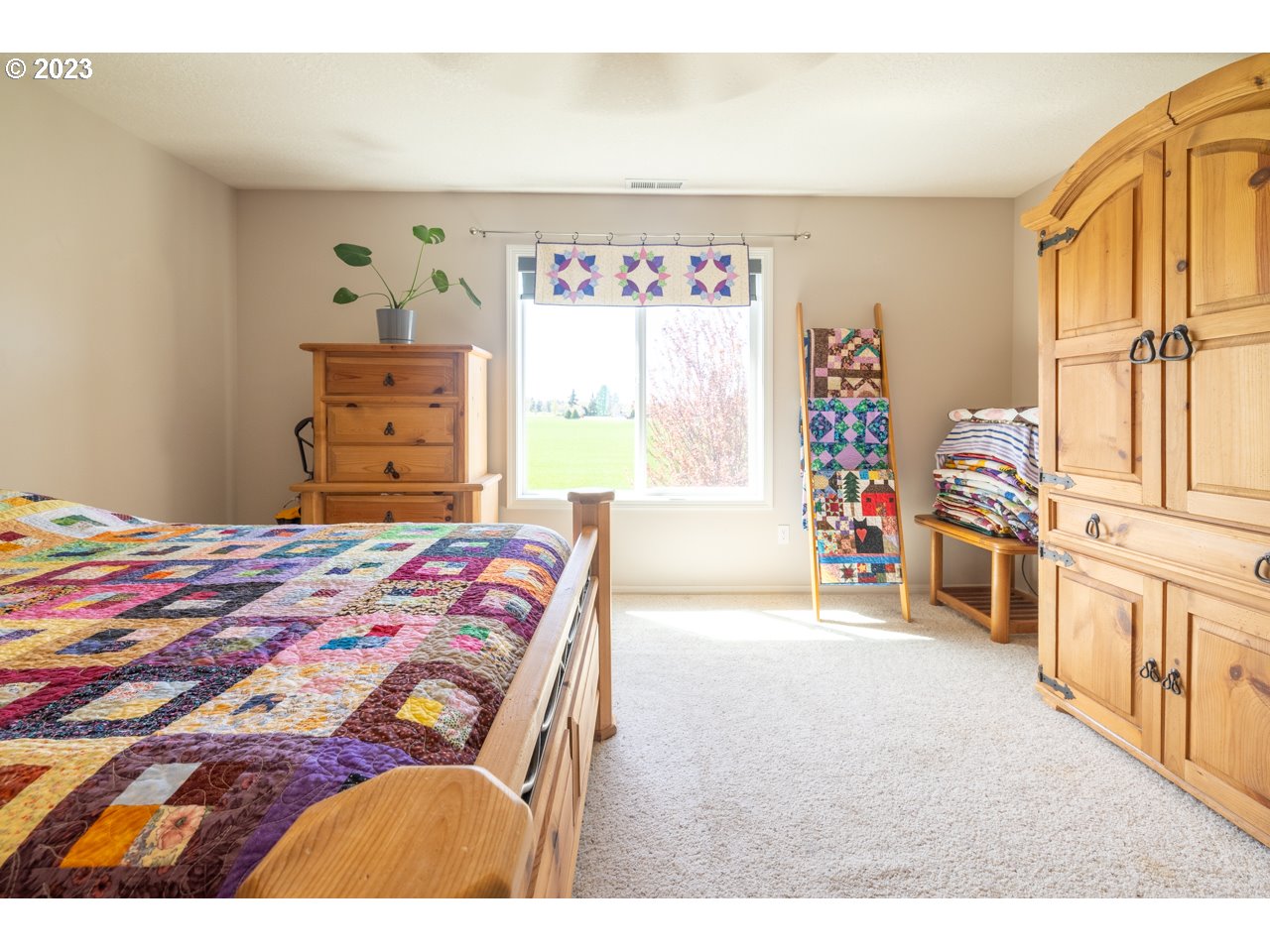 648 ALDER CT