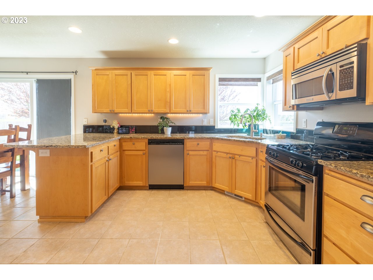 648 ALDER CT