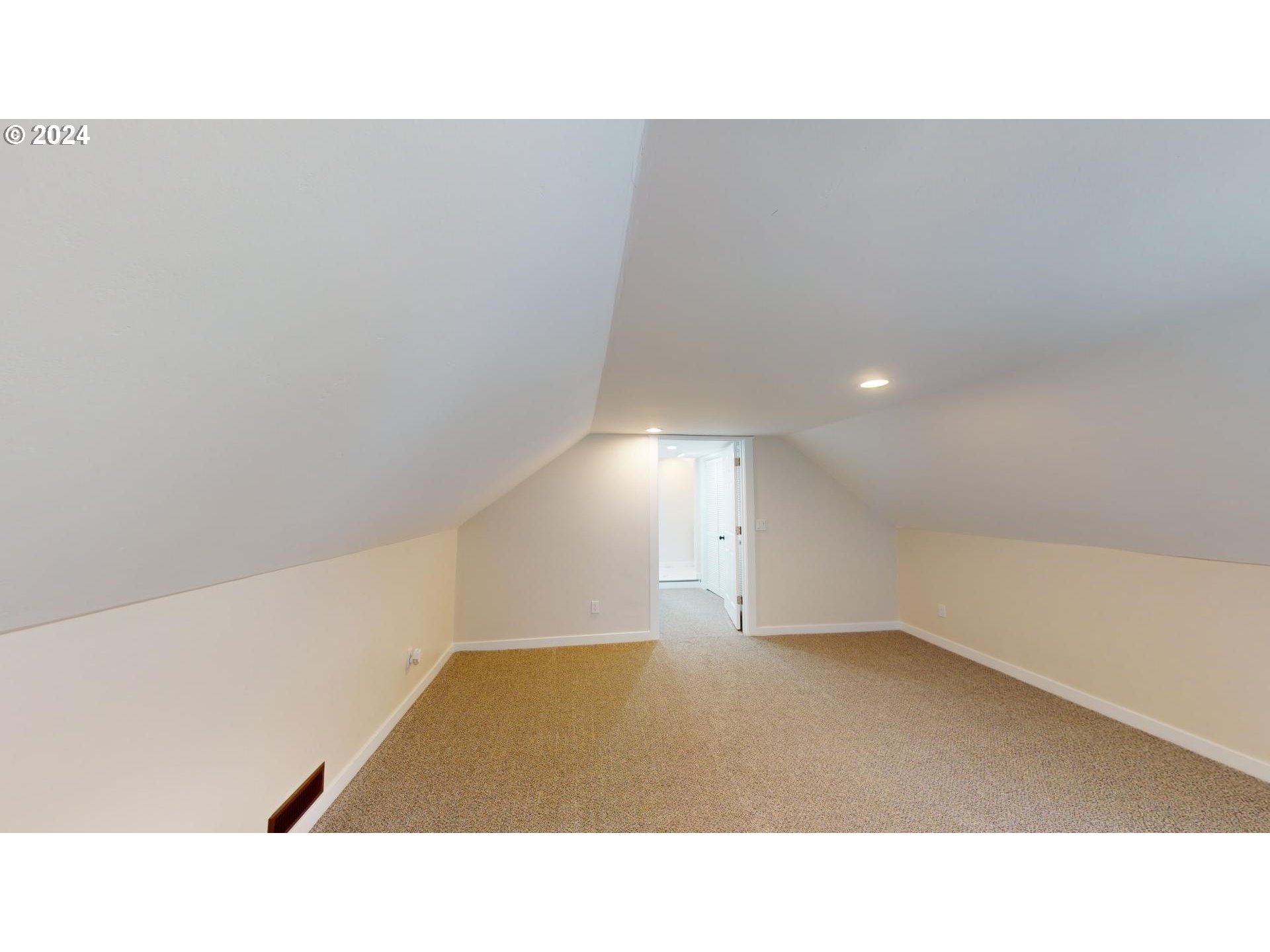 1020 W AIRPORT RD