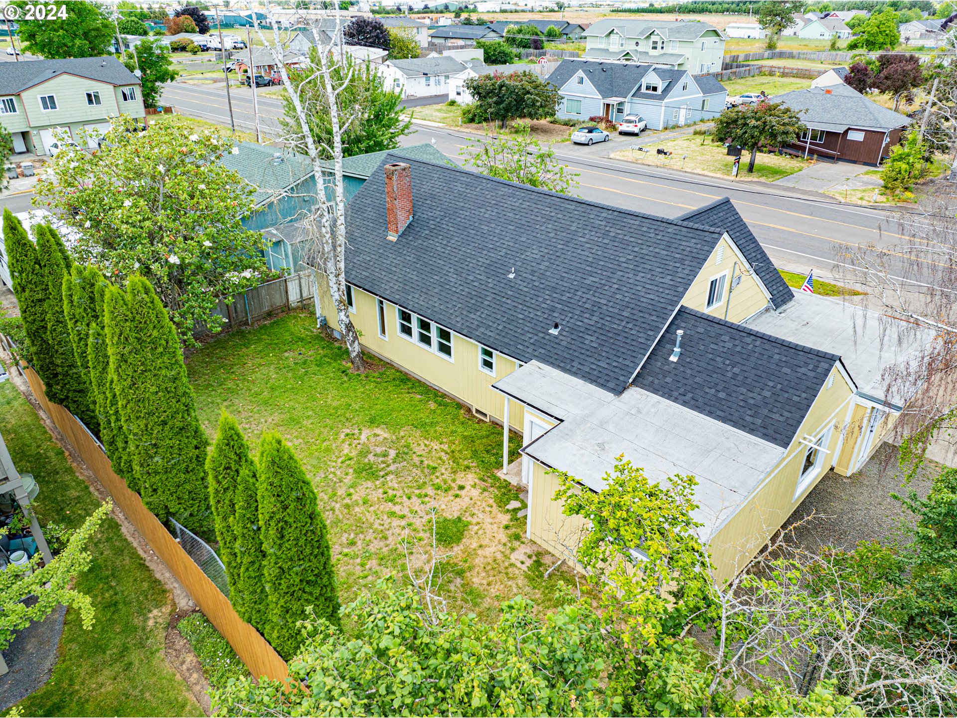1020 W AIRPORT RD