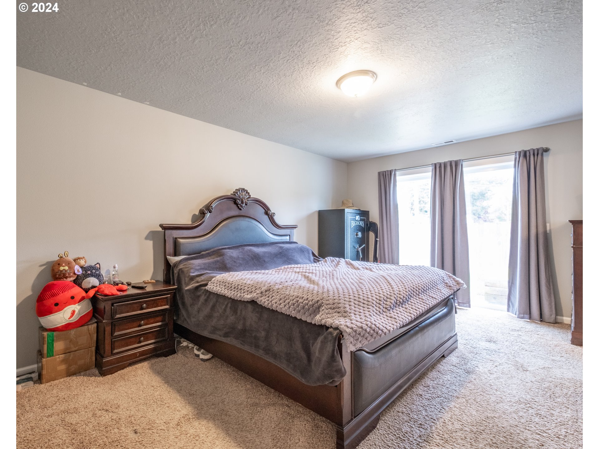144 E JADON DR