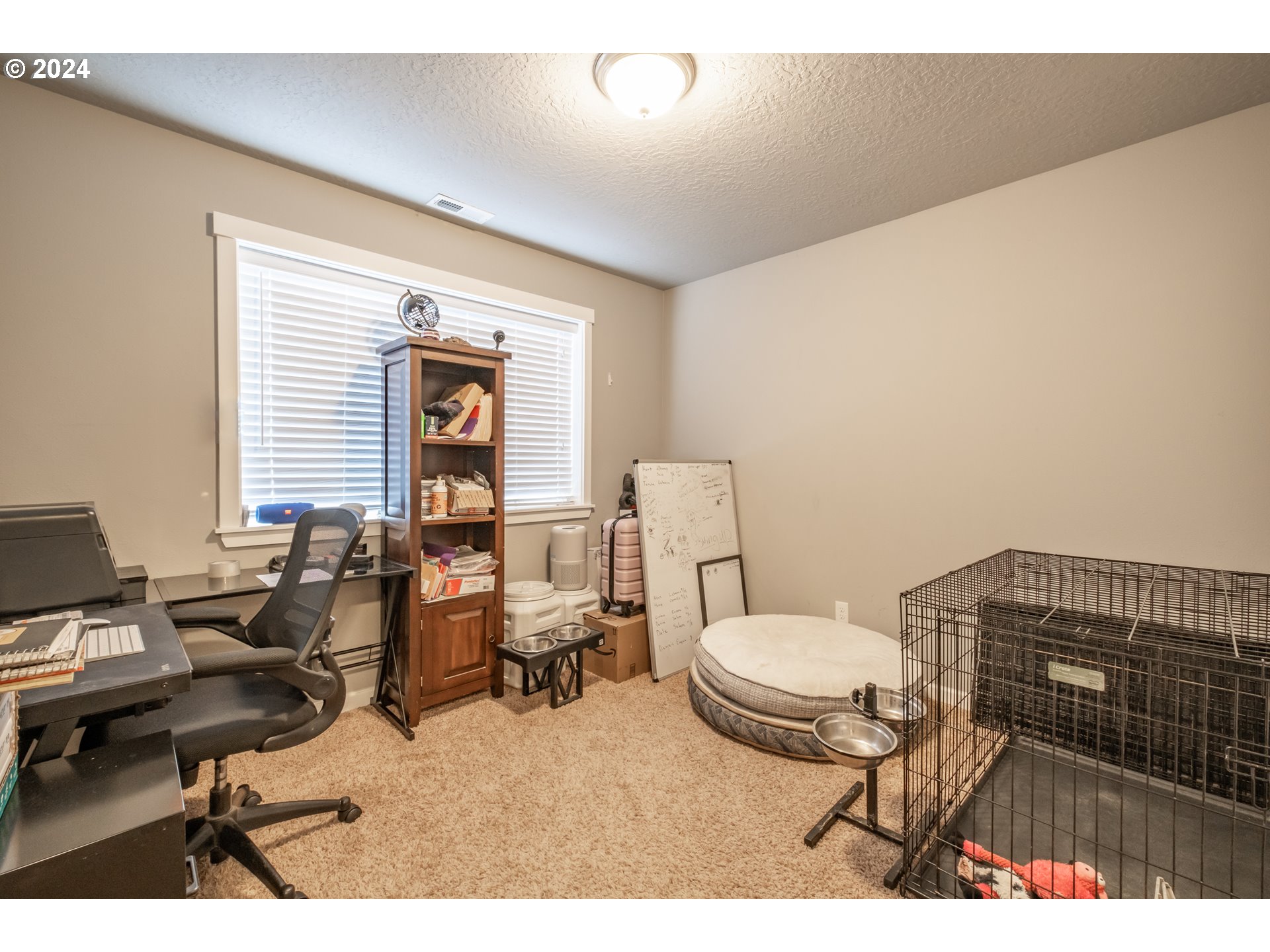 144 E JADON DR