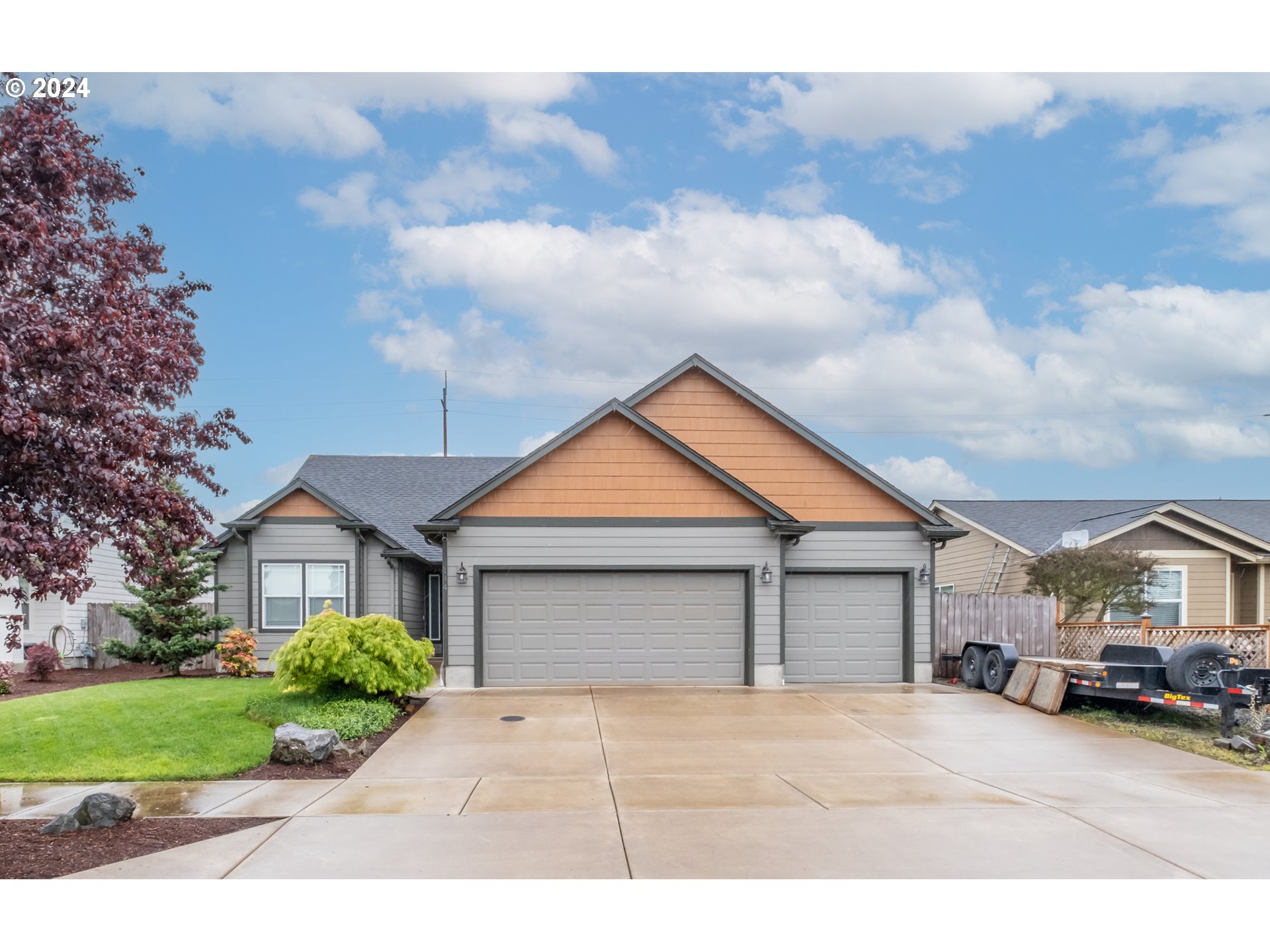 144 E JADON DR