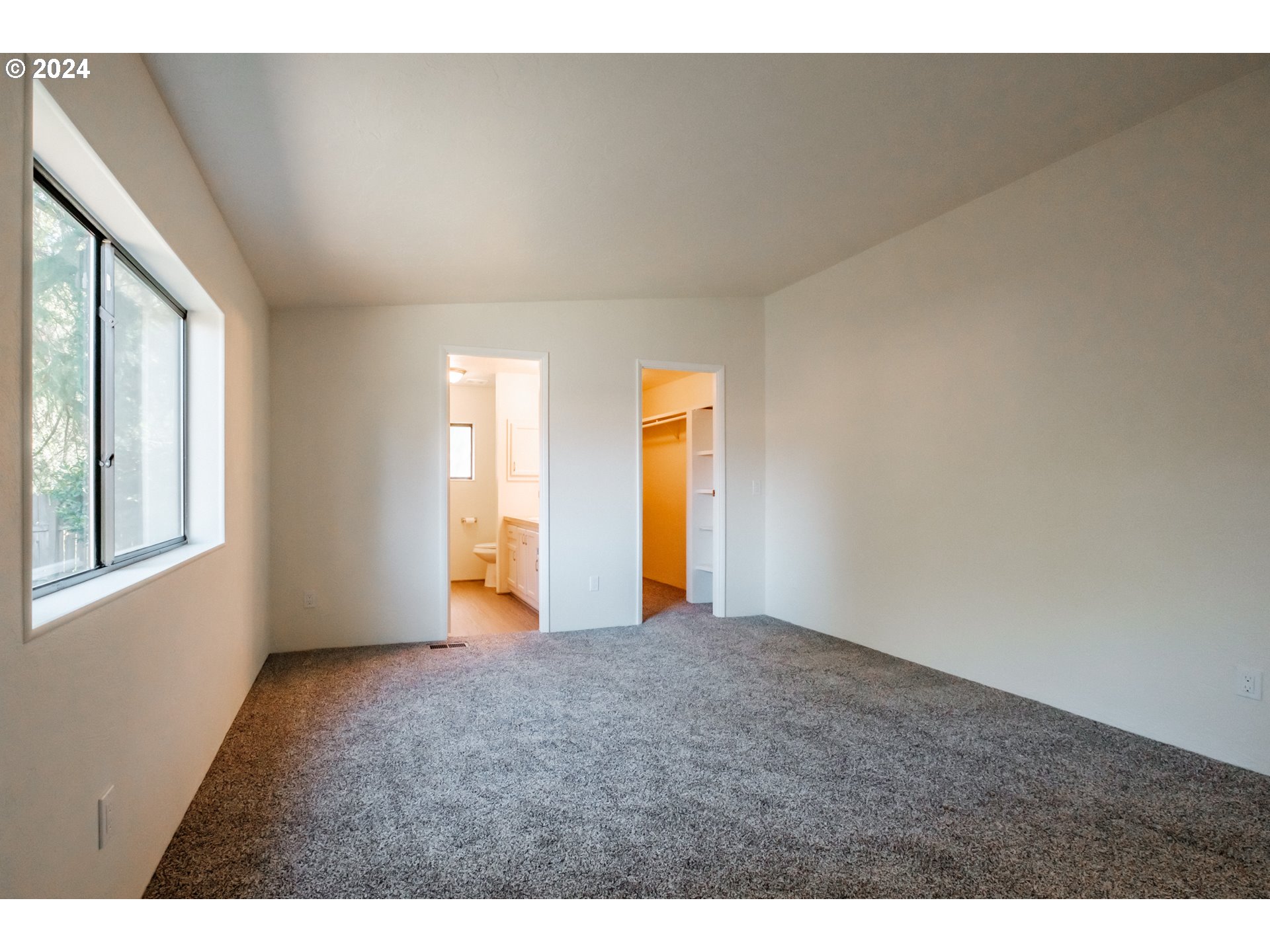 3800 S MOUNTAIN VIEW DR