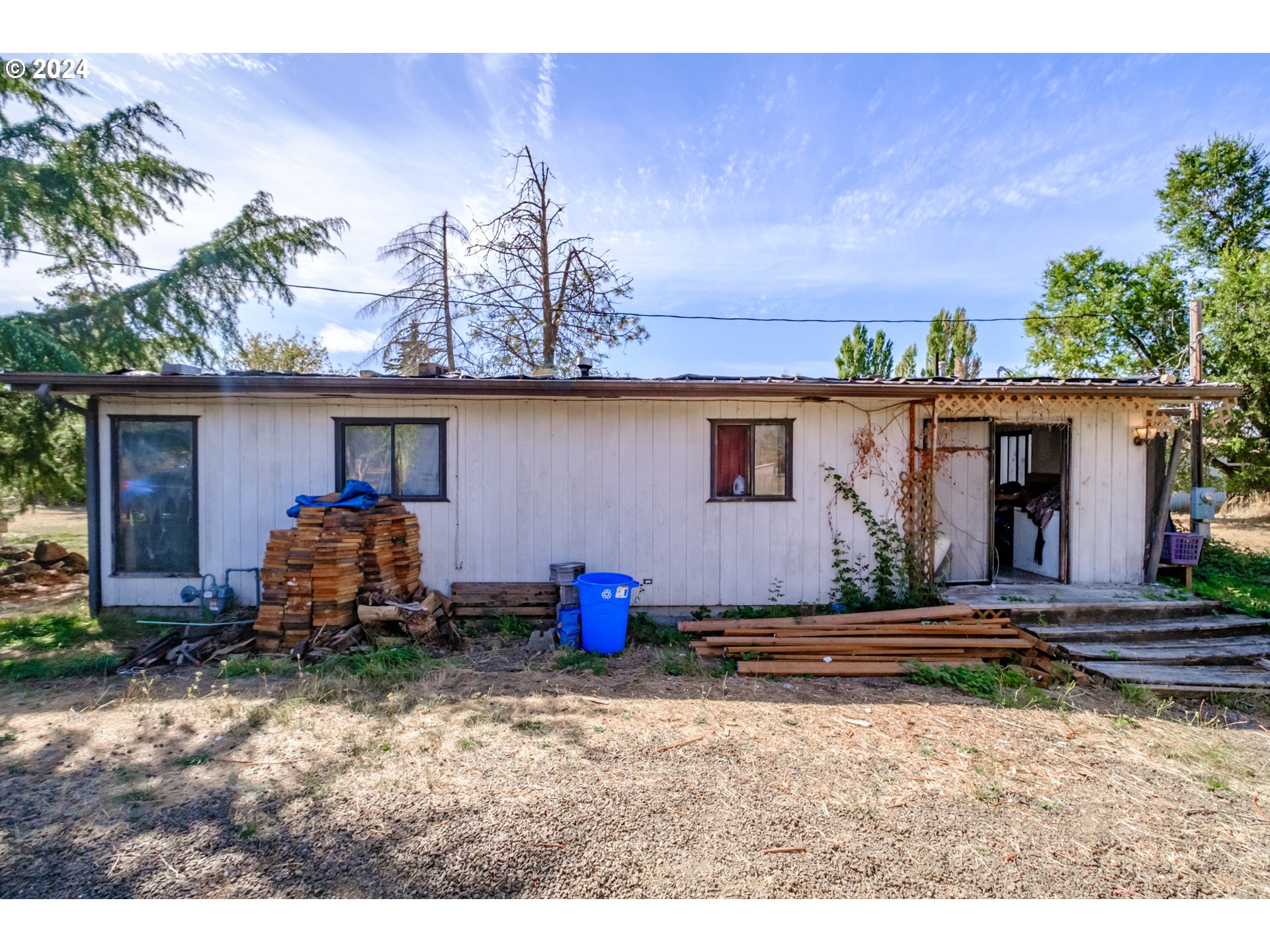 38918 GILKEY RD