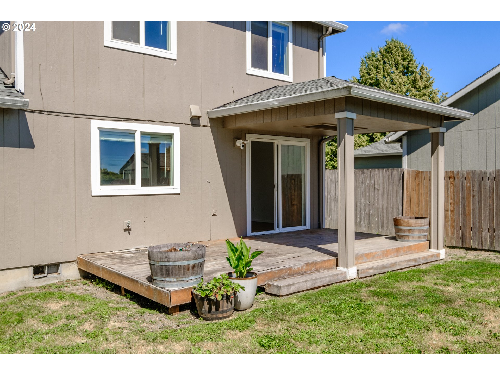 817 GRIFFIN DR