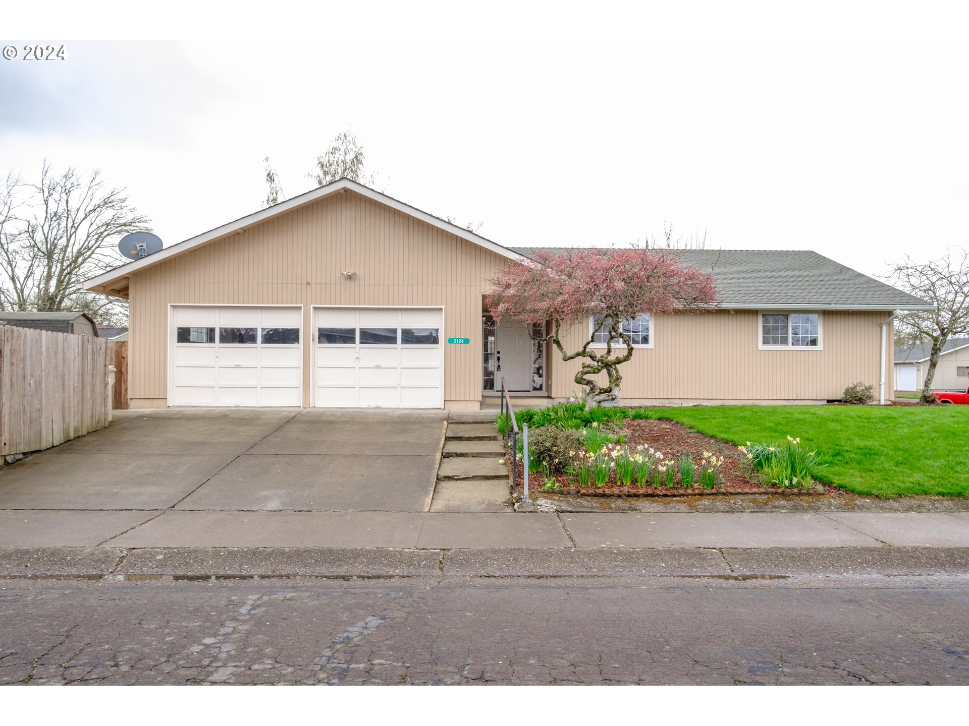 2124 29TH AVE