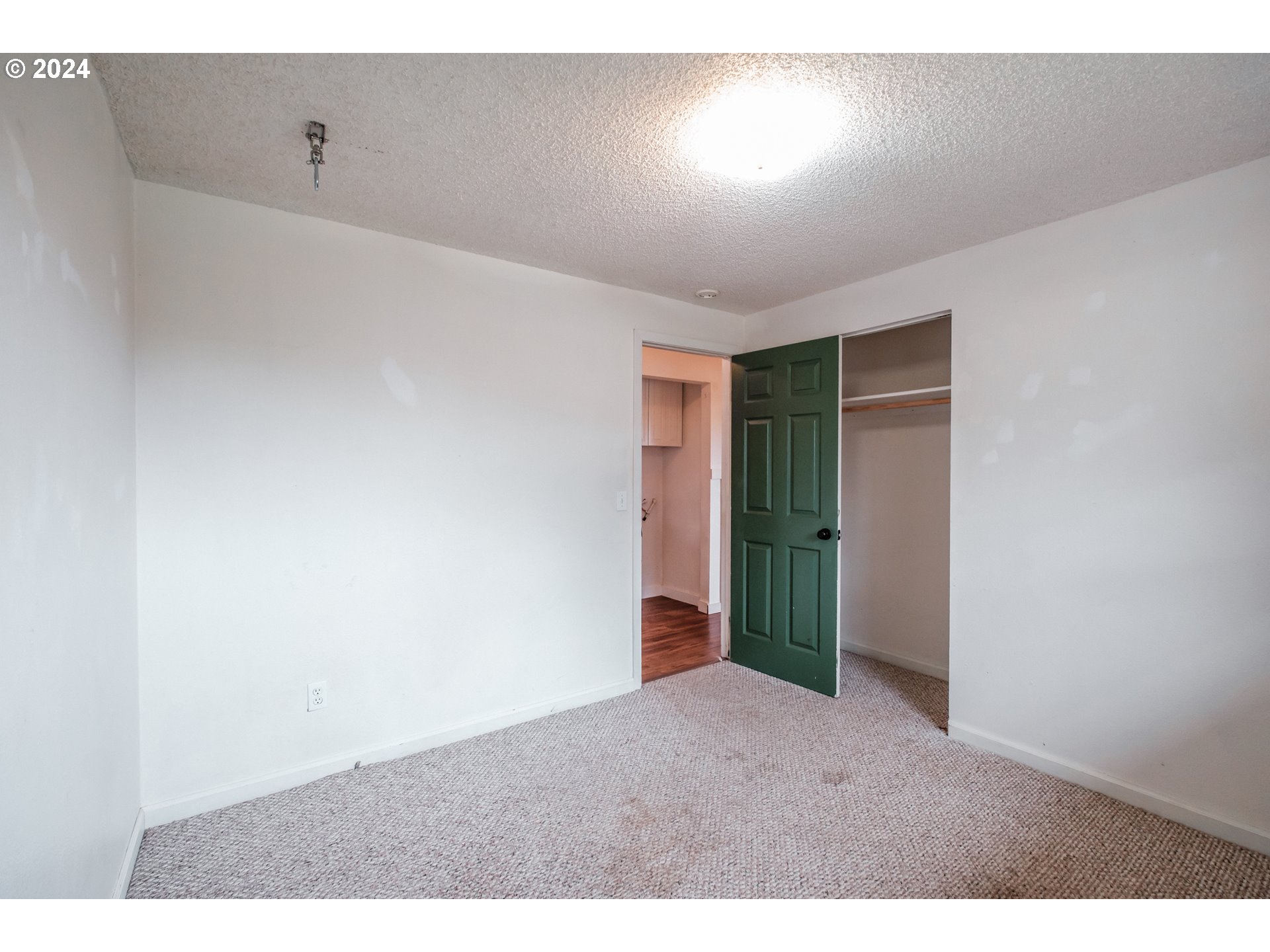 2124 29TH AVE