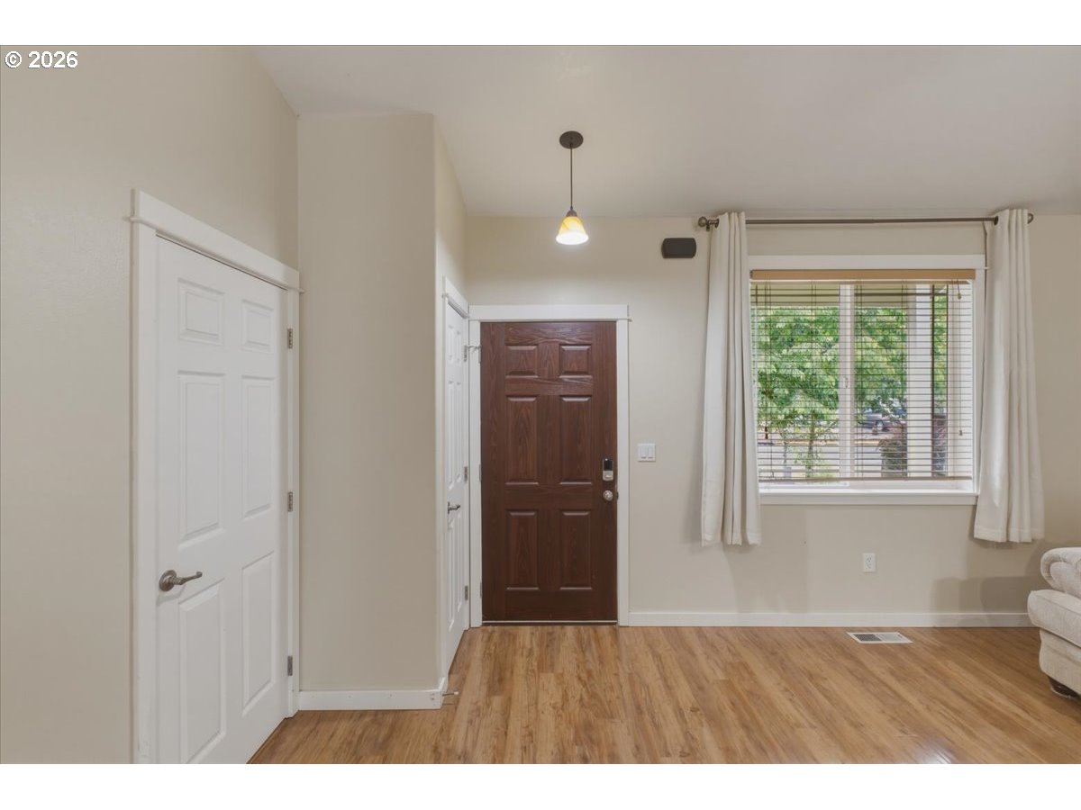 900 TRINITY ST