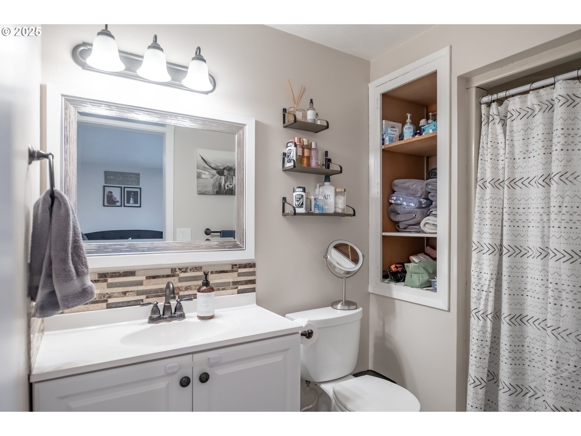 500 ANGELEE CT, Lebanon