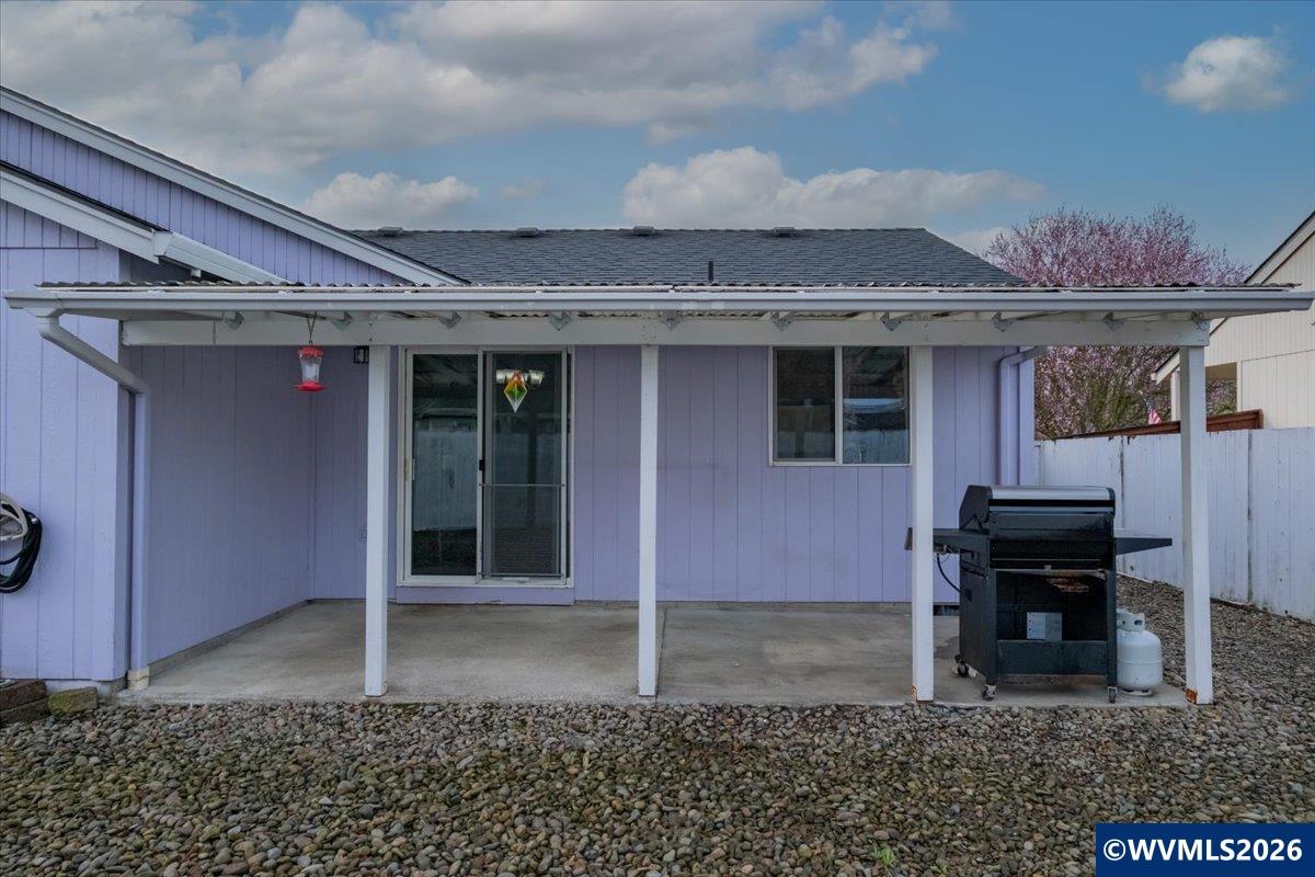 3093 24th Av