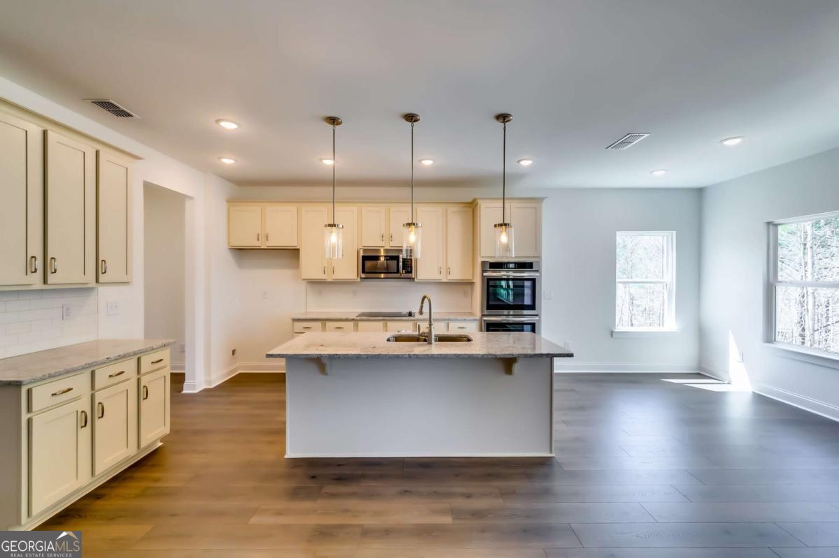 537 Principal Meridian Drive