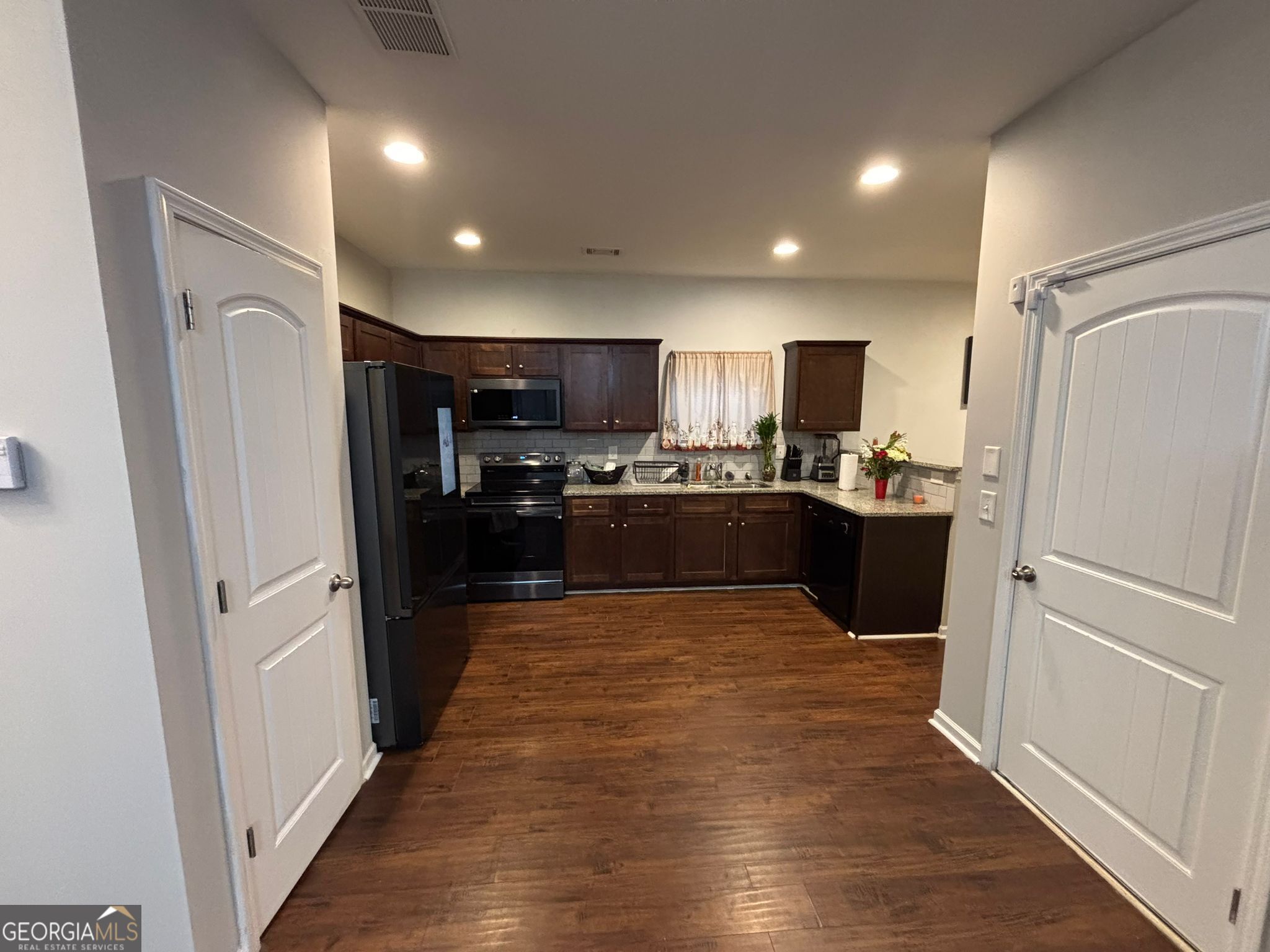 518 Tulip Lane