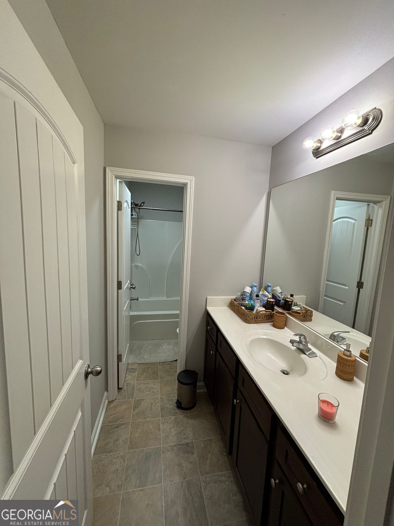 518 Tulip Lane